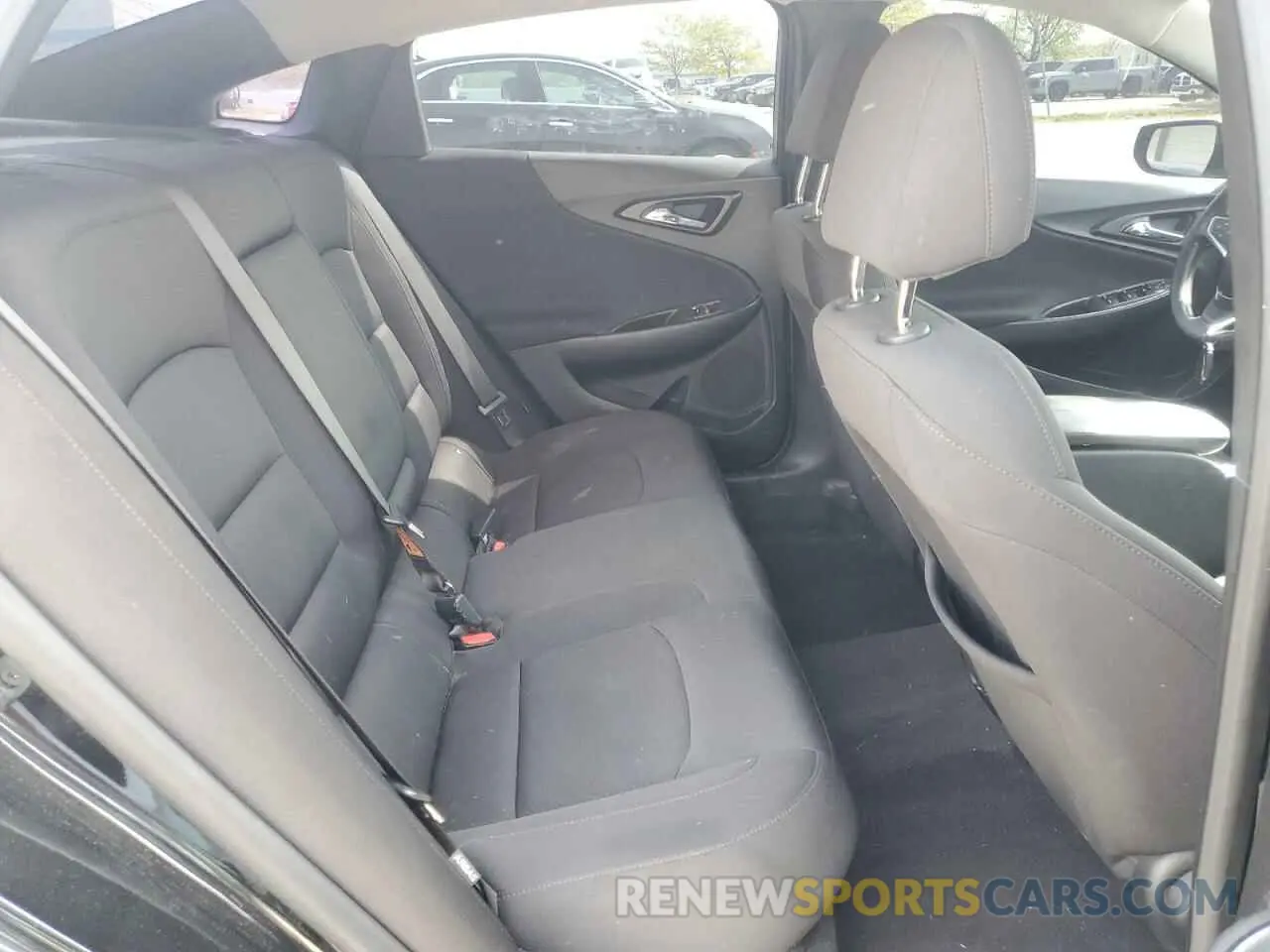 10 Photograph of a damaged car 1G1ZD5ST7LF092413 CHEVROLET MALIBU 2020