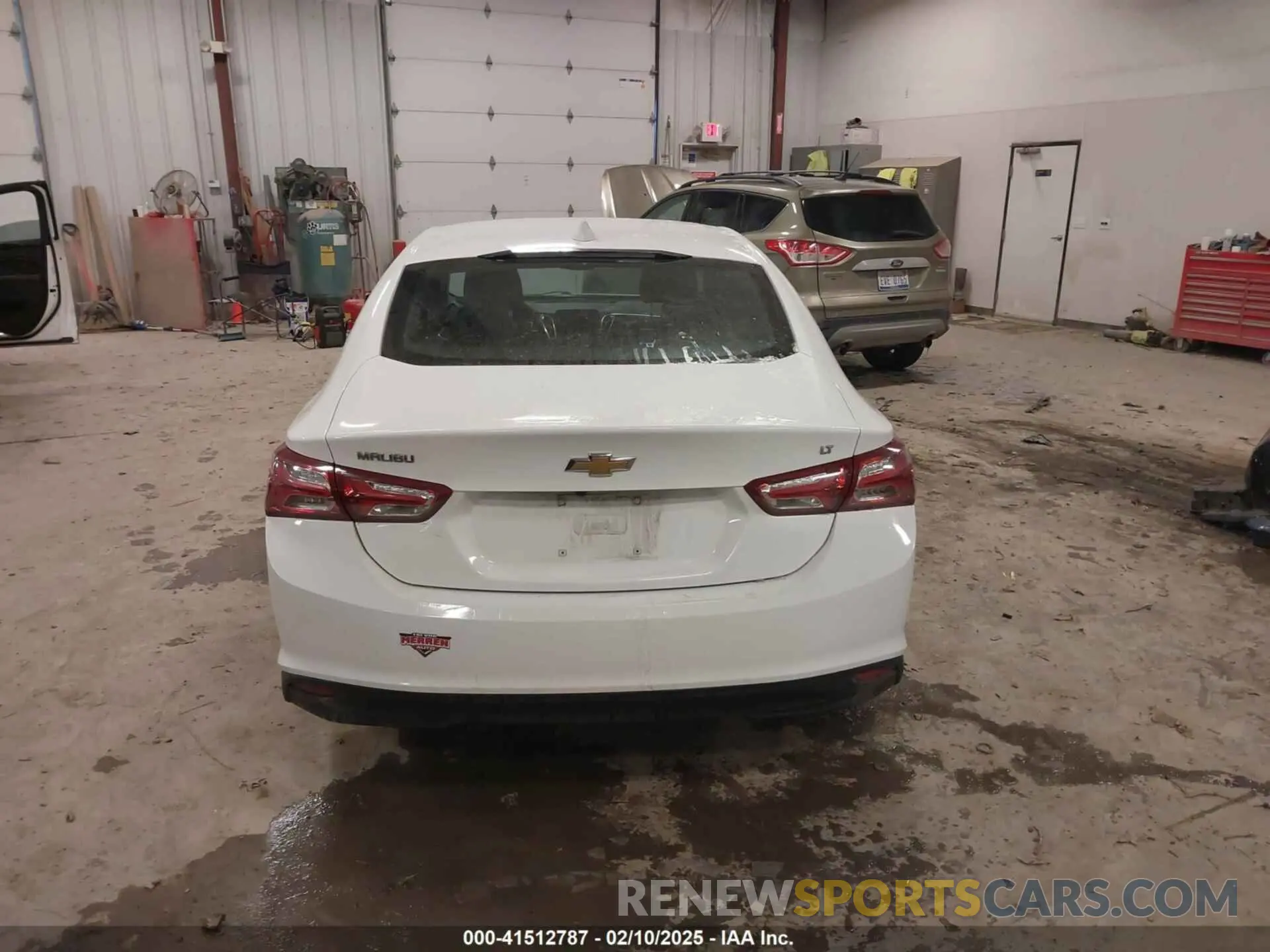 16 Photograph of a damaged car 1G1ZD5ST7LF094579 CHEVROLET MALIBU 2020