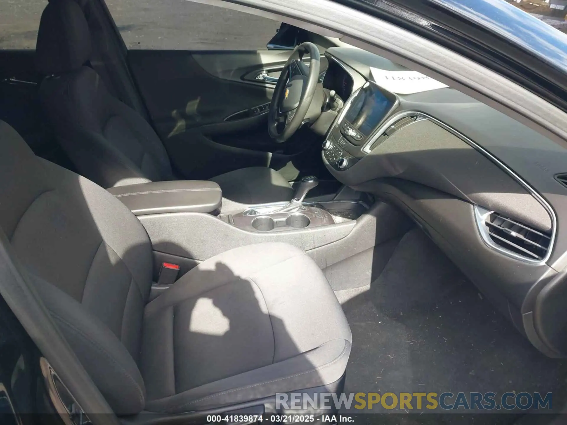 5 Photograph of a damaged car 1G1ZD5ST7LF095988 CHEVROLET MALIBU 2020