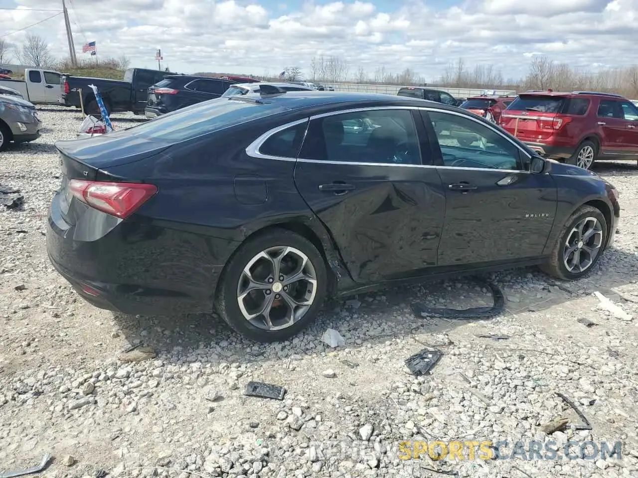 3 Photograph of a damaged car 1G1ZD5ST7LF099782 CHEVROLET MALIBU 2020