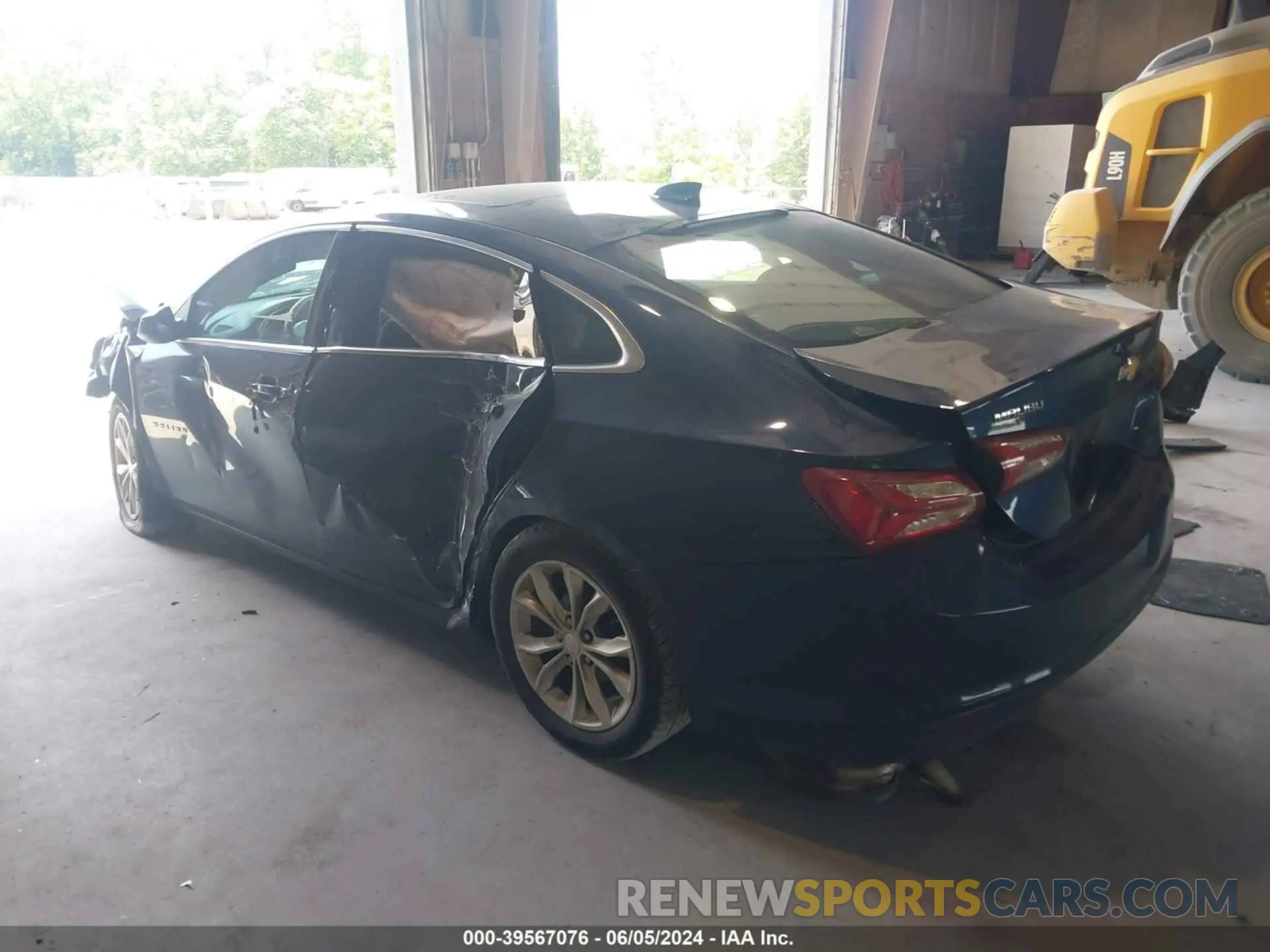 3 Photograph of a damaged car 1G1ZD5ST7LF104107 CHEVROLET MALIBU 2020