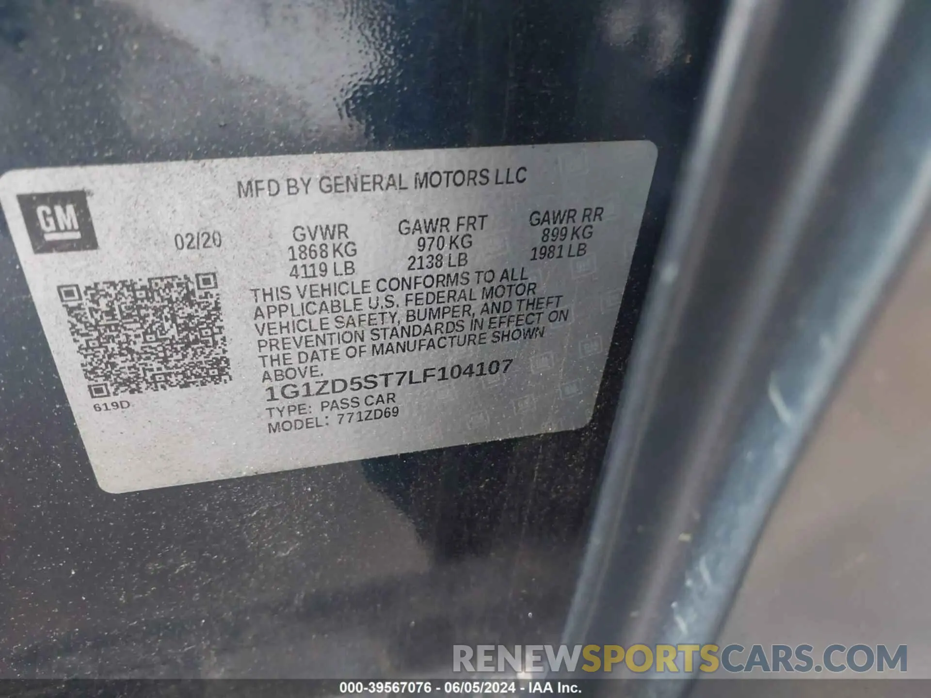 9 Photograph of a damaged car 1G1ZD5ST7LF104107 CHEVROLET MALIBU 2020