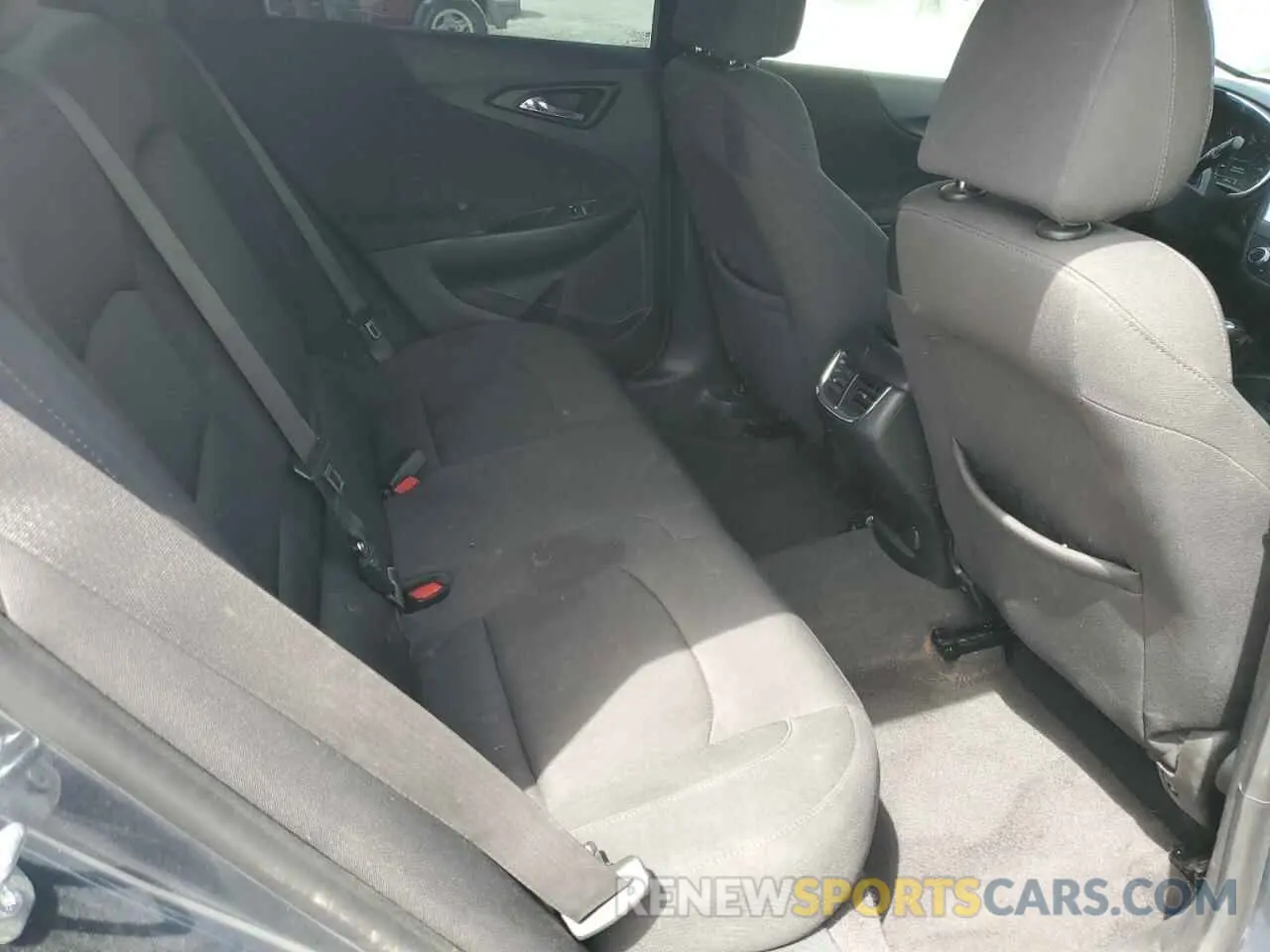 10 Photograph of a damaged car 1G1ZD5ST7LF105595 CHEVROLET MALIBU 2020