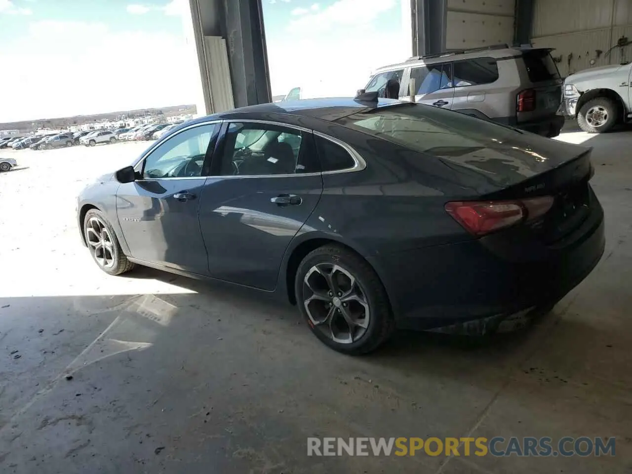 2 Photograph of a damaged car 1G1ZD5ST7LF105886 CHEVROLET MALIBU 2020