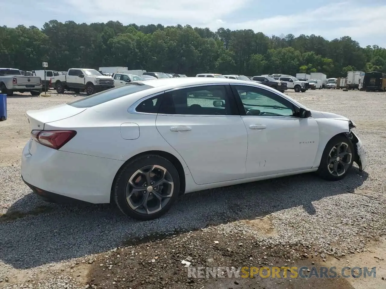 3 Photograph of a damaged car 1G1ZD5ST7LF106682 CHEVROLET MALIBU 2020