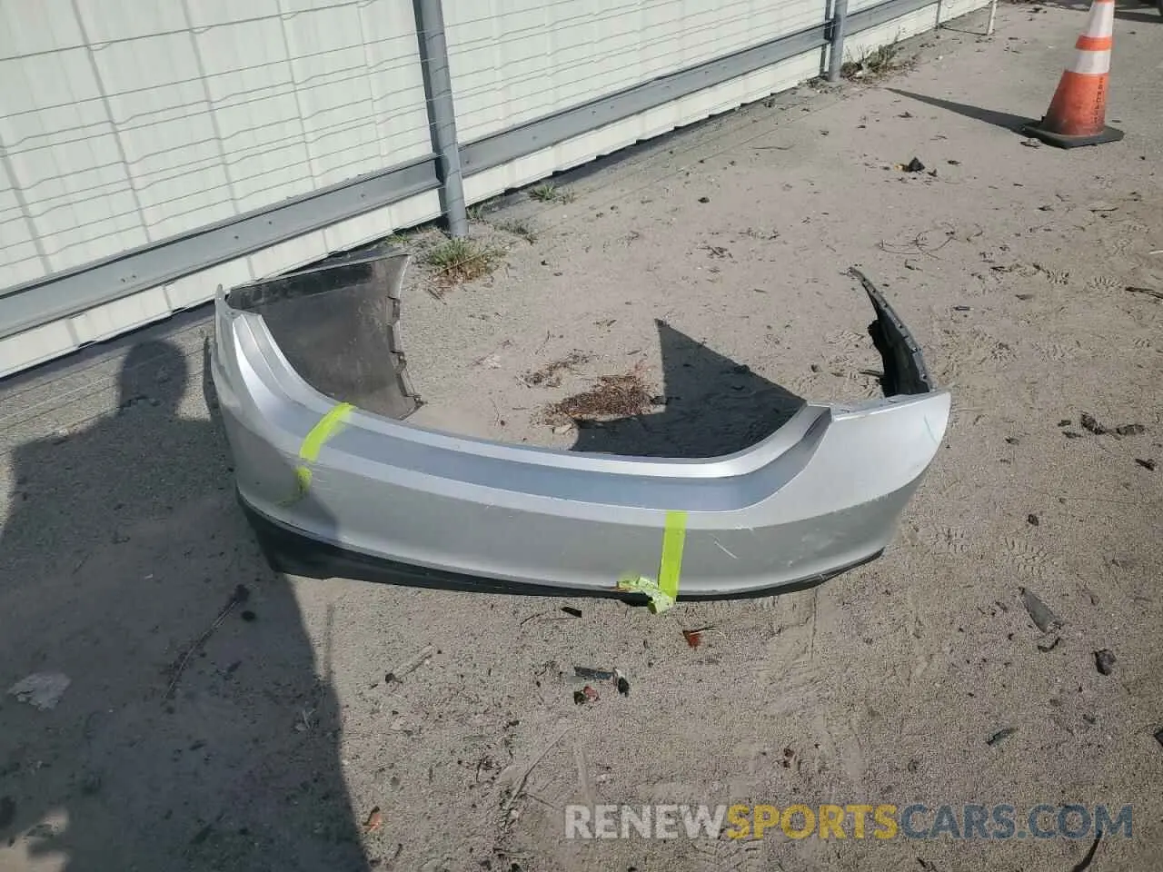 12 Photograph of a damaged car 1G1ZD5ST7LF117309 CHEVROLET MALIBU 2020