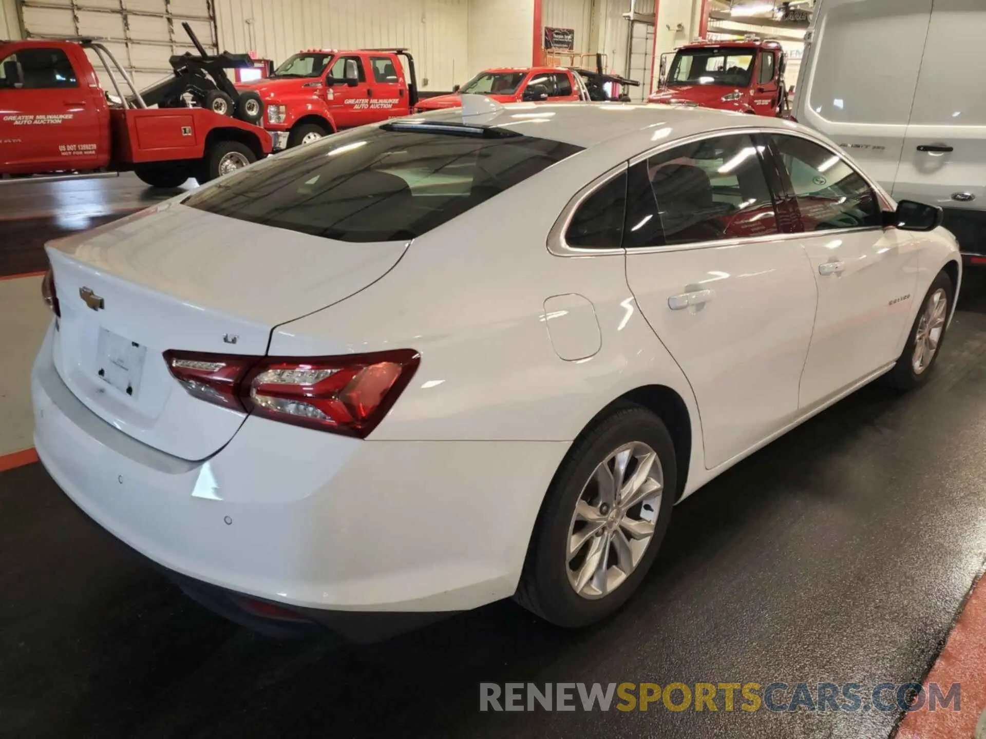 7 Photograph of a damaged car 1G1ZD5ST7LF117388 CHEVROLET MALIBU 2020