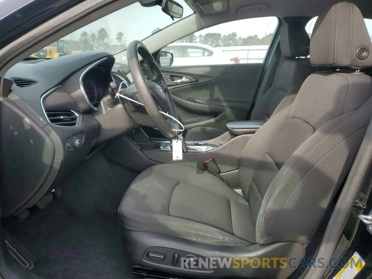 7 Photograph of a damaged car 1G1ZD5ST7LF122851 CHEVROLET MALIBU 2020