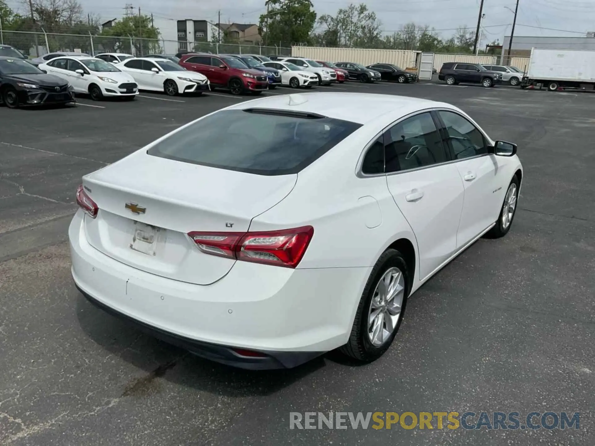 10 Photograph of a damaged car 1G1ZD5ST7LF145059 CHEVROLET MALIBU 2020