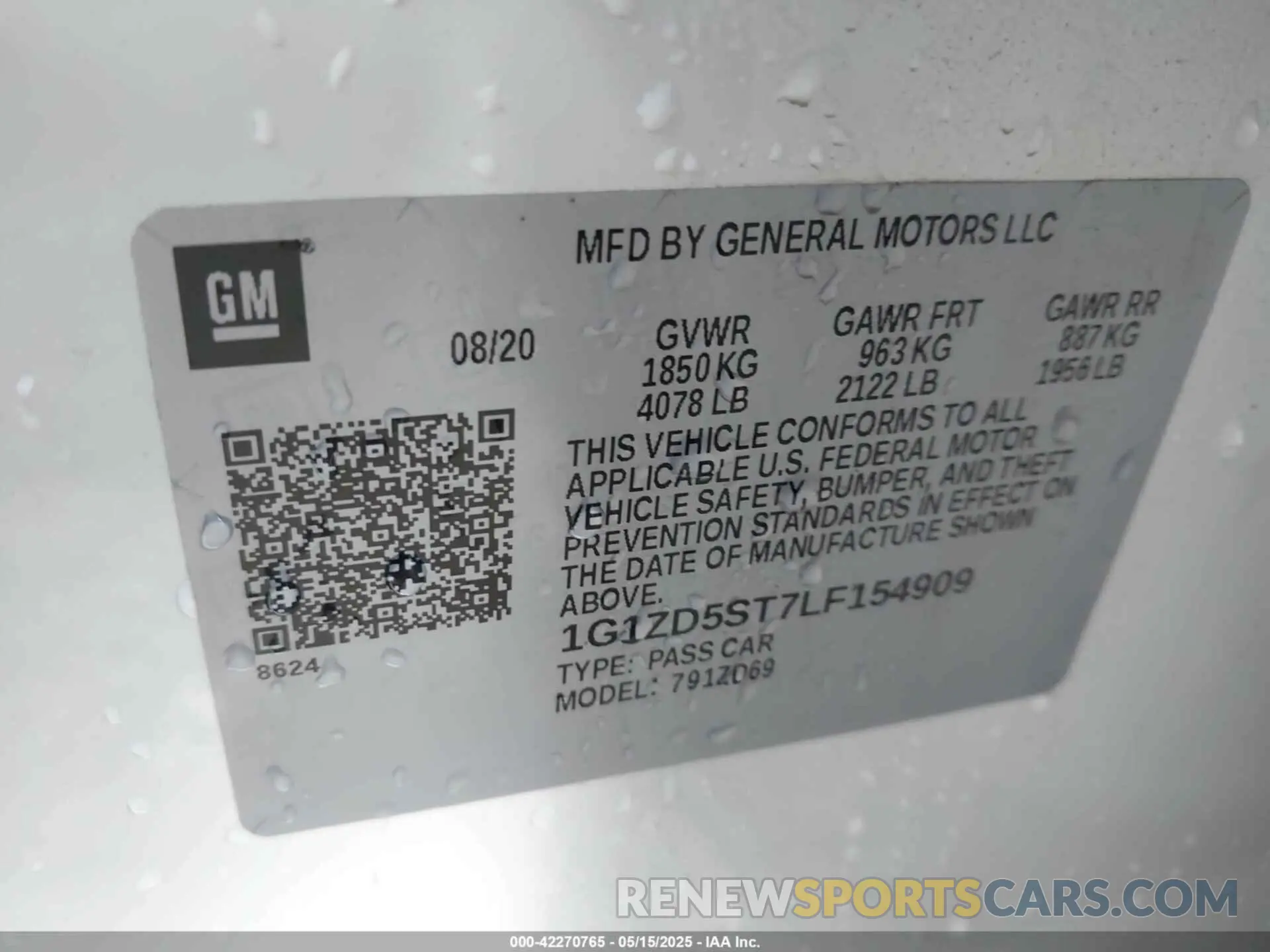 9 Photograph of a damaged car 1G1ZD5ST7LF154909 CHEVROLET MALIBU 2020