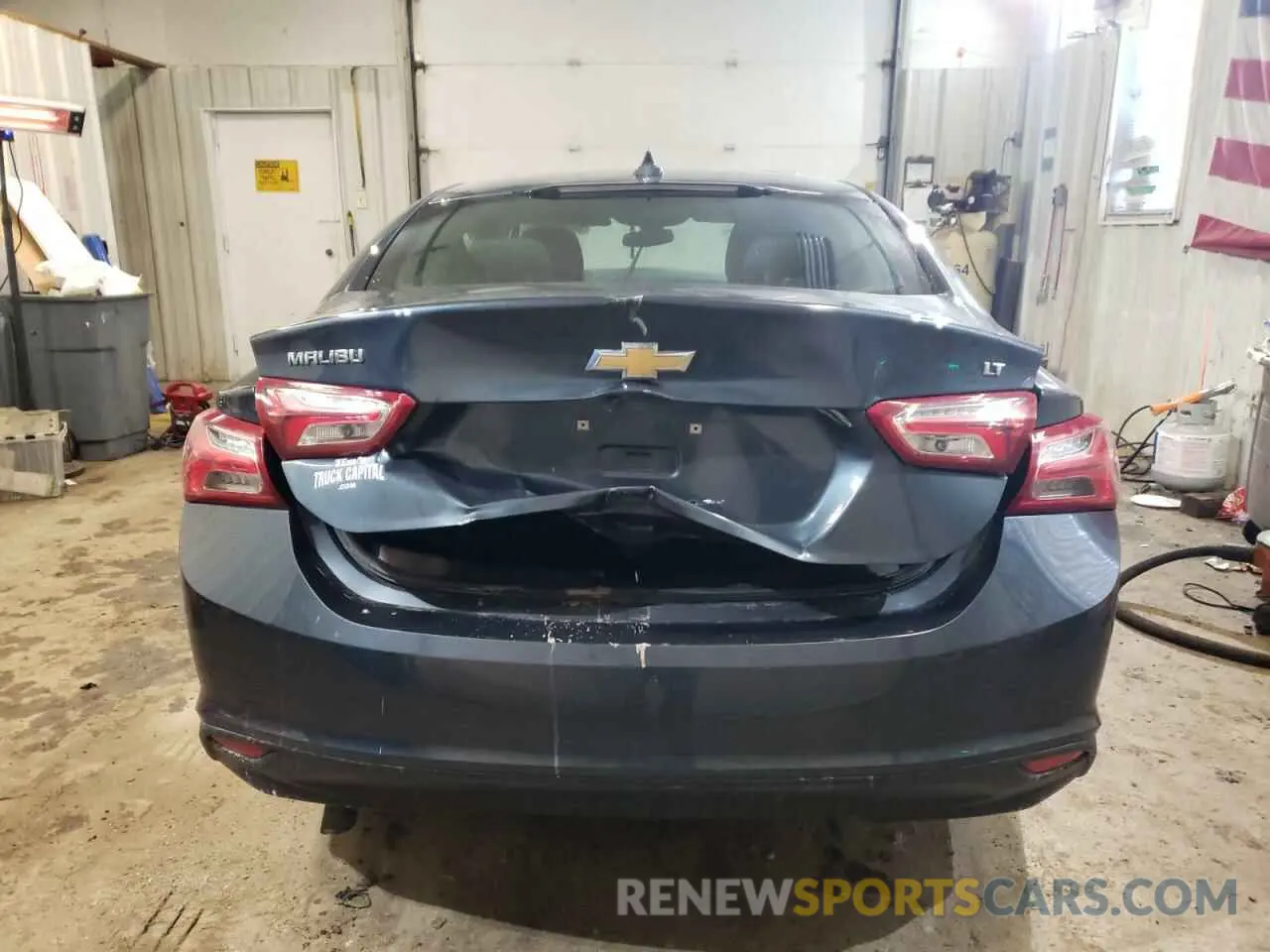 6 Photograph of a damaged car 1G1ZD5ST8LF008504 CHEVROLET MALIBU 2020
