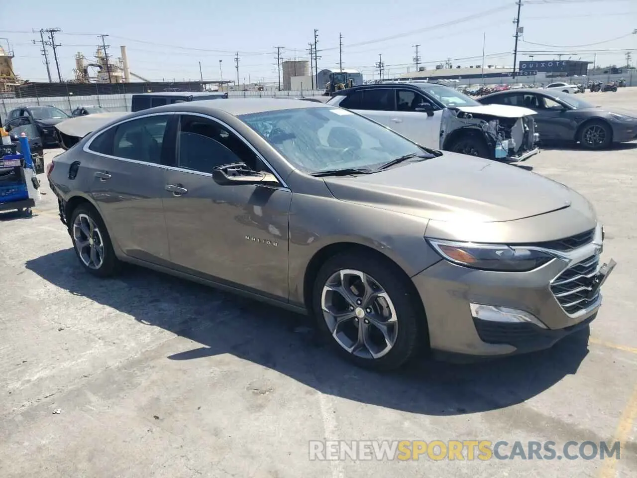 4 Photograph of a damaged car 1G1ZD5ST8LF026744 CHEVROLET MALIBU 2020