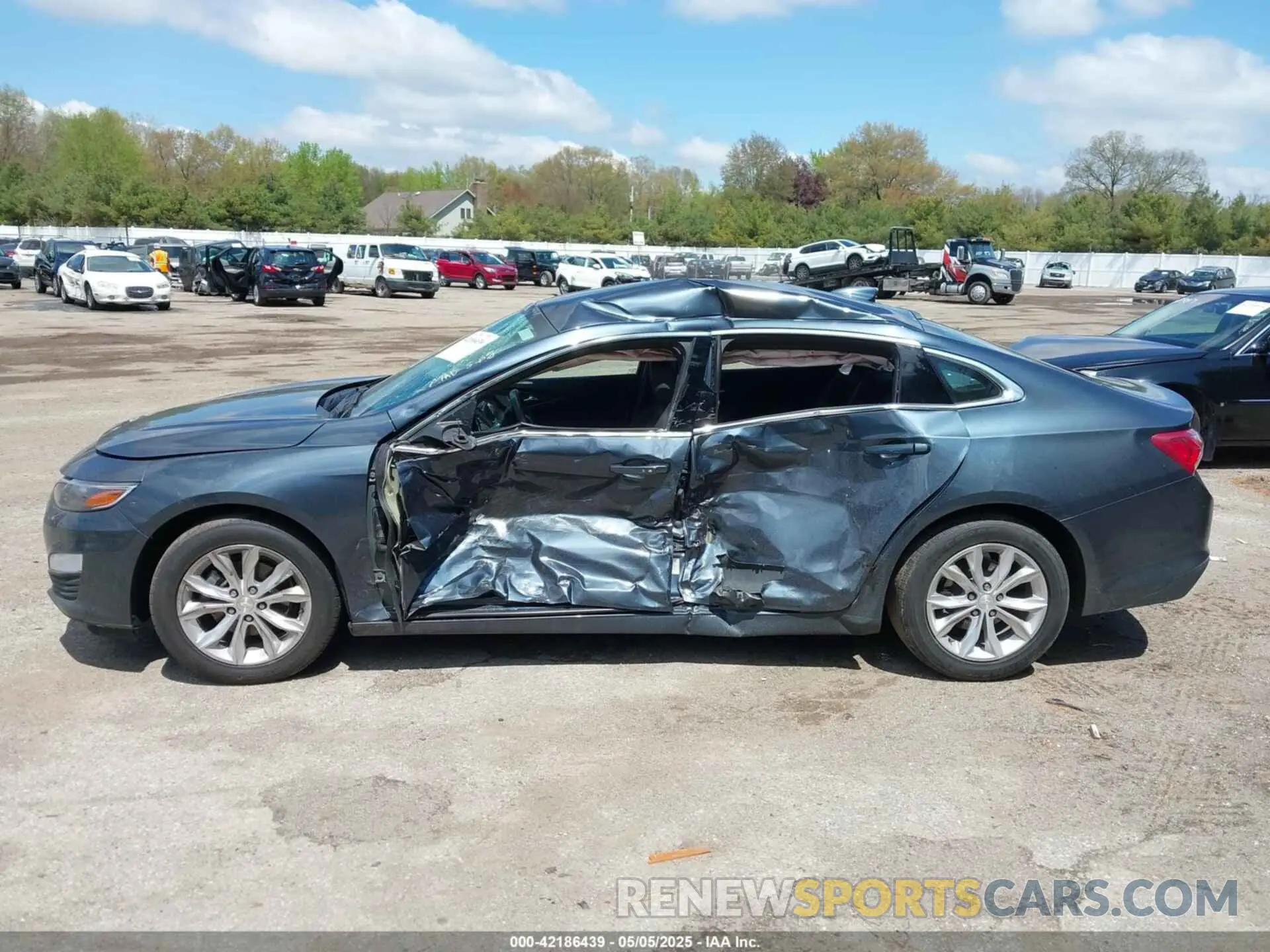 15 Photograph of a damaged car 1G1ZD5ST8LF054916 CHEVROLET MALIBU 2020