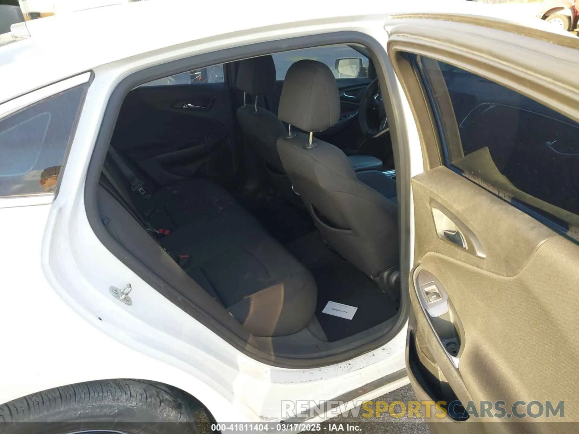 8 Photograph of a damaged car 1G1ZD5ST8LF066550 CHEVROLET MALIBU 2020