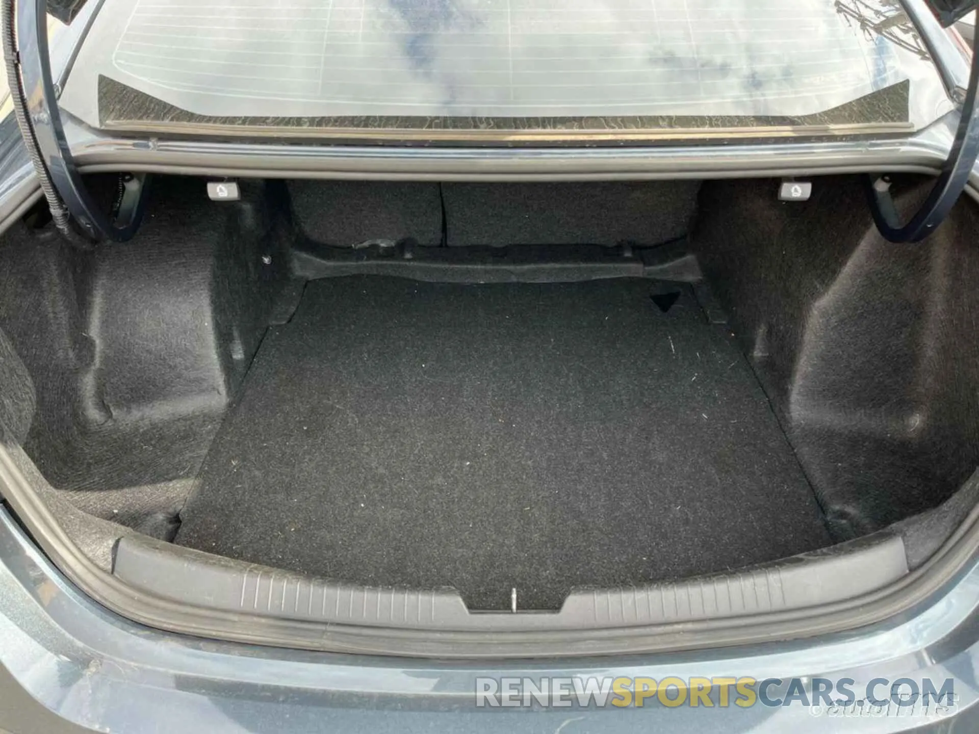 3 Photograph of a damaged car 1G1ZD5ST8LF073207 CHEVROLET MALIBU 2020