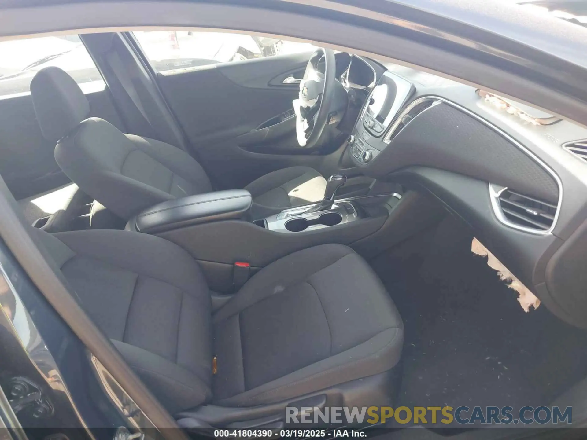 5 Photograph of a damaged car 1G1ZD5ST8LF085552 CHEVROLET MALIBU 2020