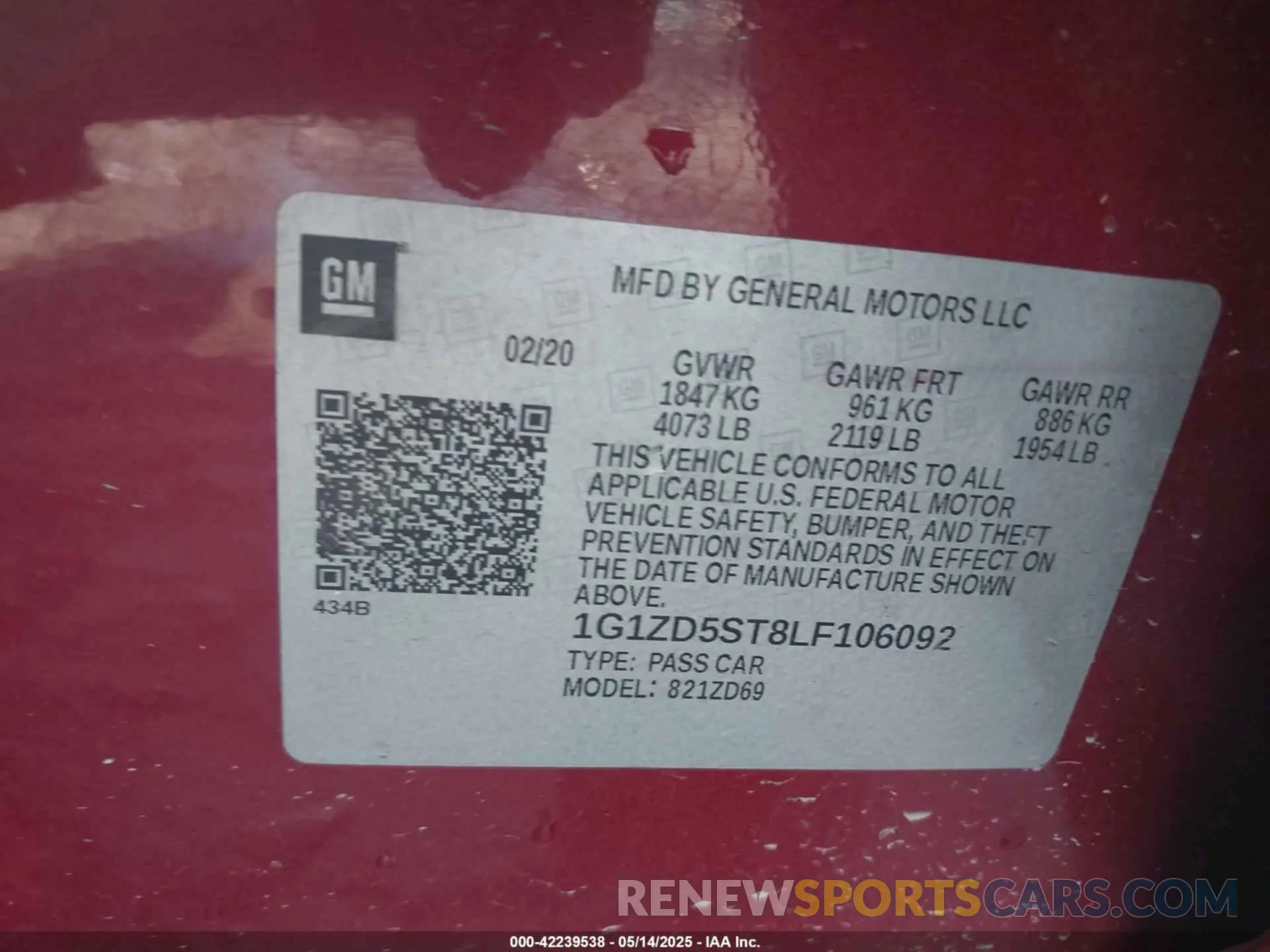 9 Photograph of a damaged car 1G1ZD5ST8LF106092 CHEVROLET MALIBU 2020