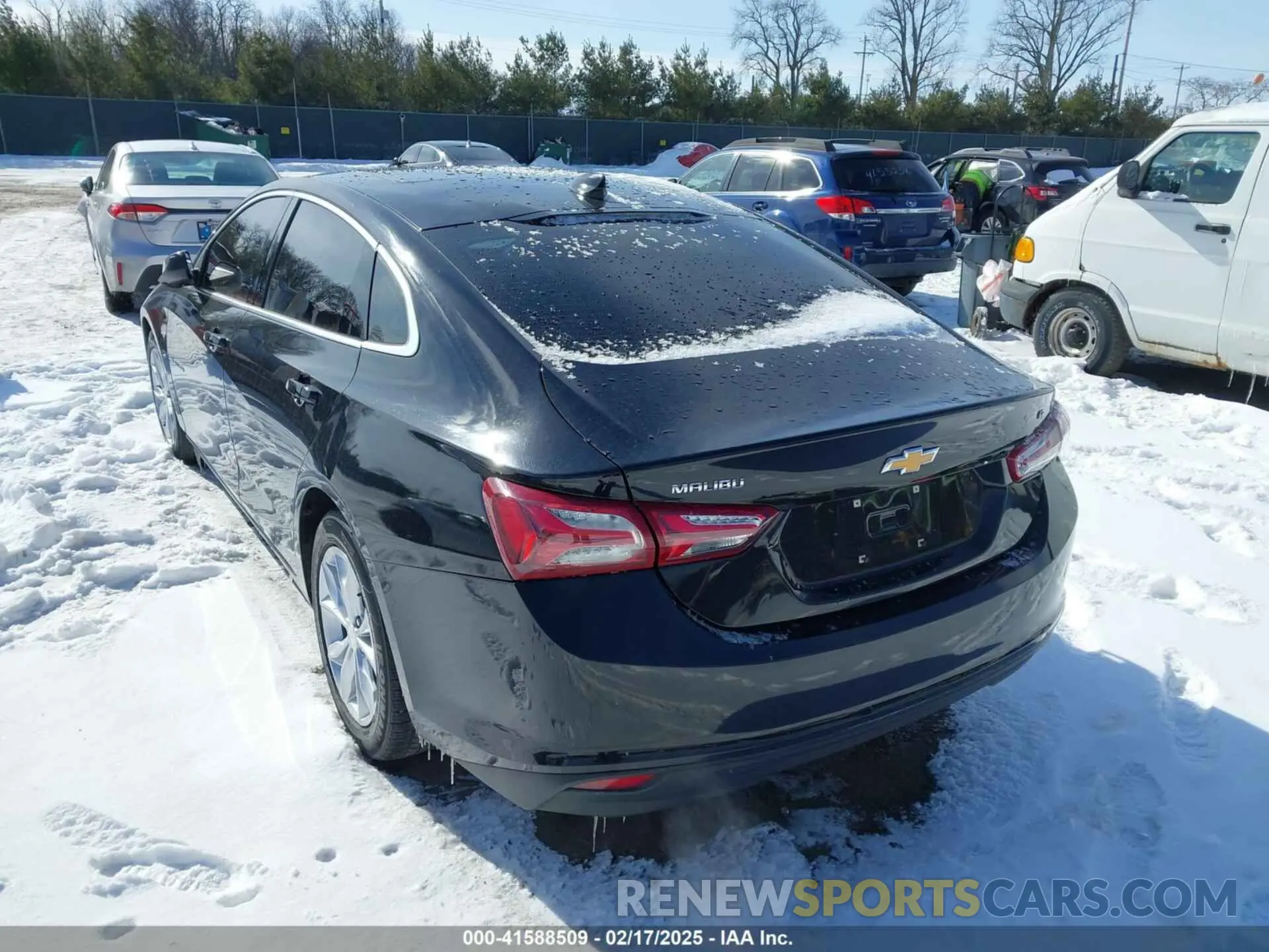3 Photograph of a damaged car 1G1ZD5ST8LF111857 CHEVROLET MALIBU 2020