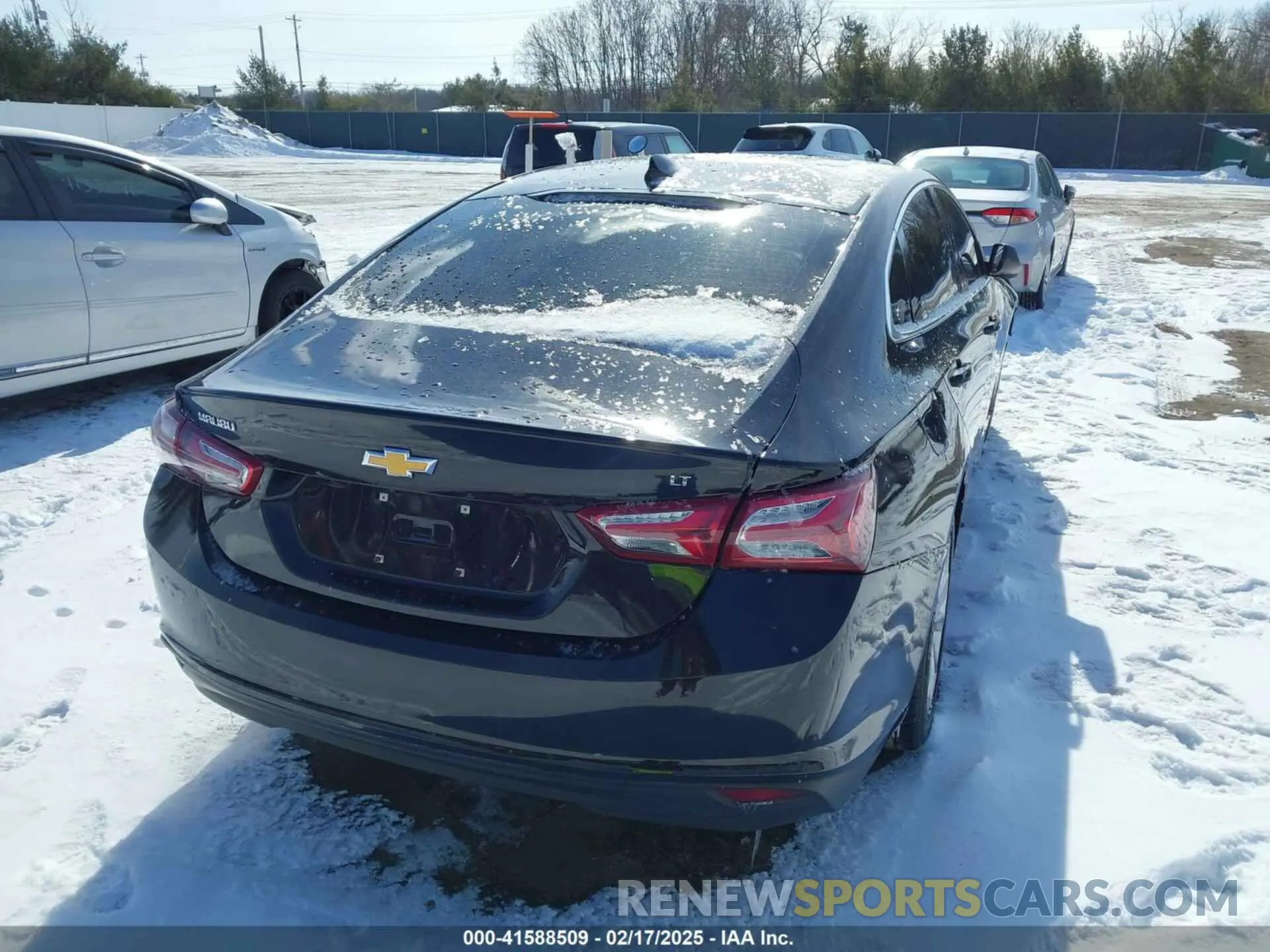 4 Photograph of a damaged car 1G1ZD5ST8LF111857 CHEVROLET MALIBU 2020