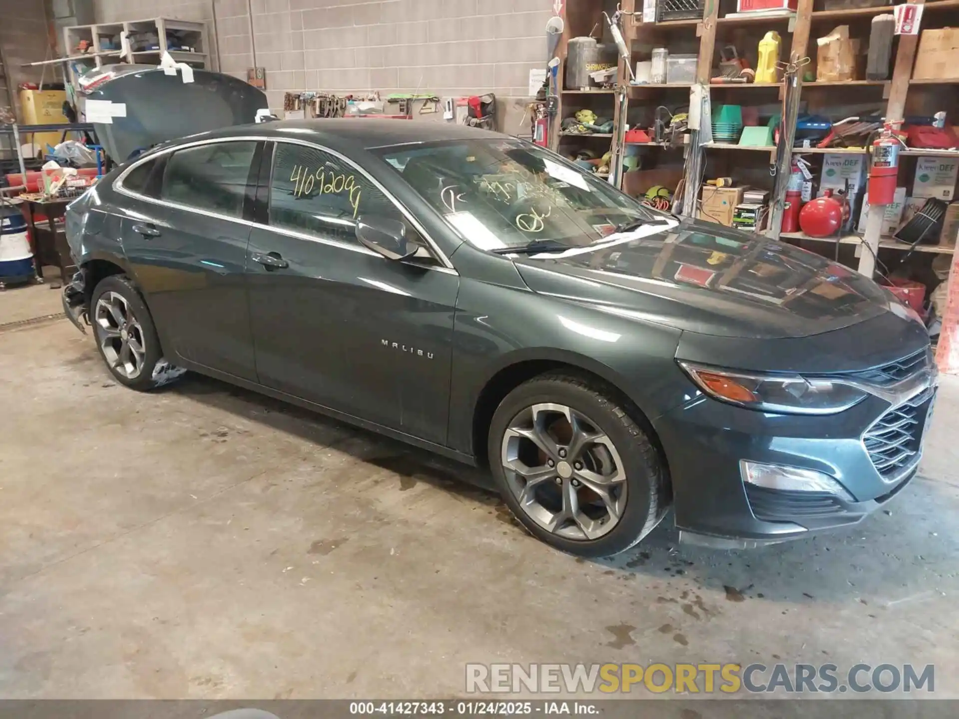 1 Photograph of a damaged car 1G1ZD5ST8LF156409 CHEVROLET MALIBU 2020