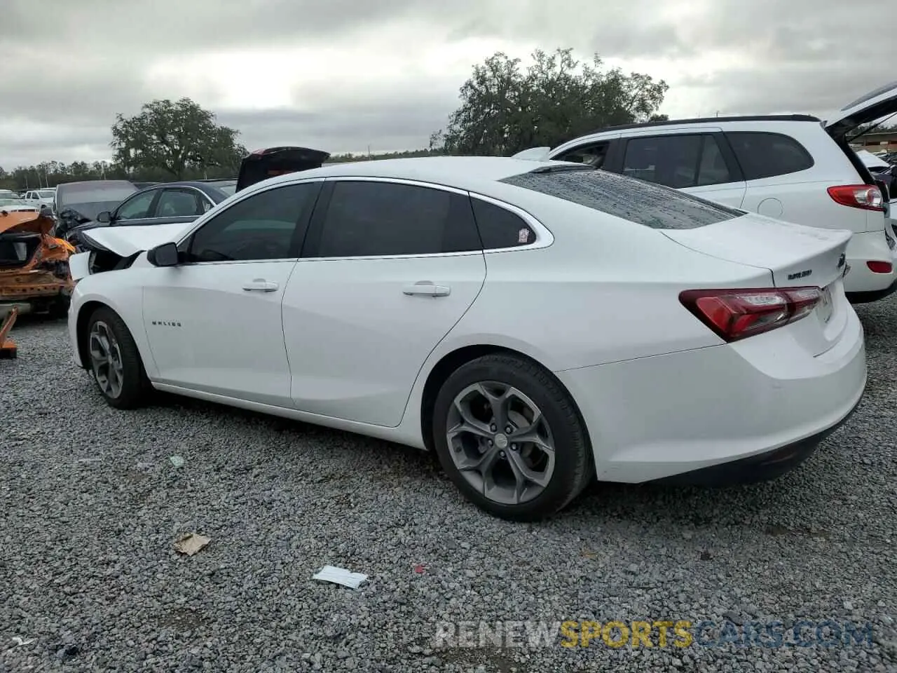 2 Photograph of a damaged car 1G1ZD5ST8LF158158 CHEVROLET MALIBU 2020
