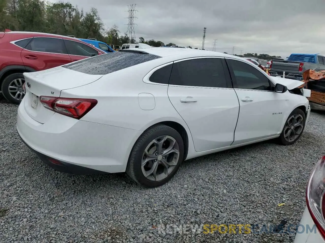 3 Photograph of a damaged car 1G1ZD5ST8LF158158 CHEVROLET MALIBU 2020