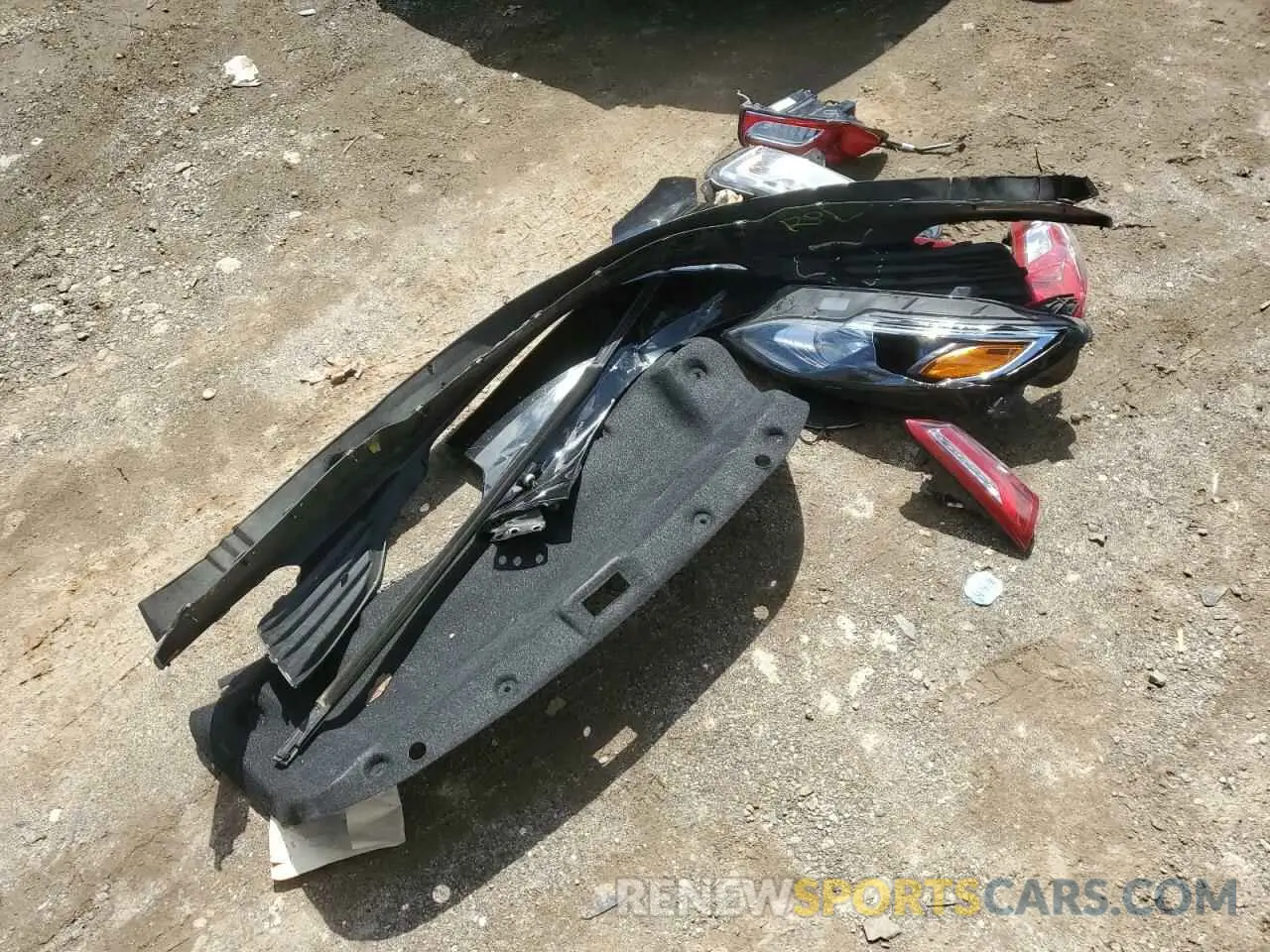12 Photograph of a damaged car 1G1ZD5ST9LF039129 CHEVROLET MALIBU 2020