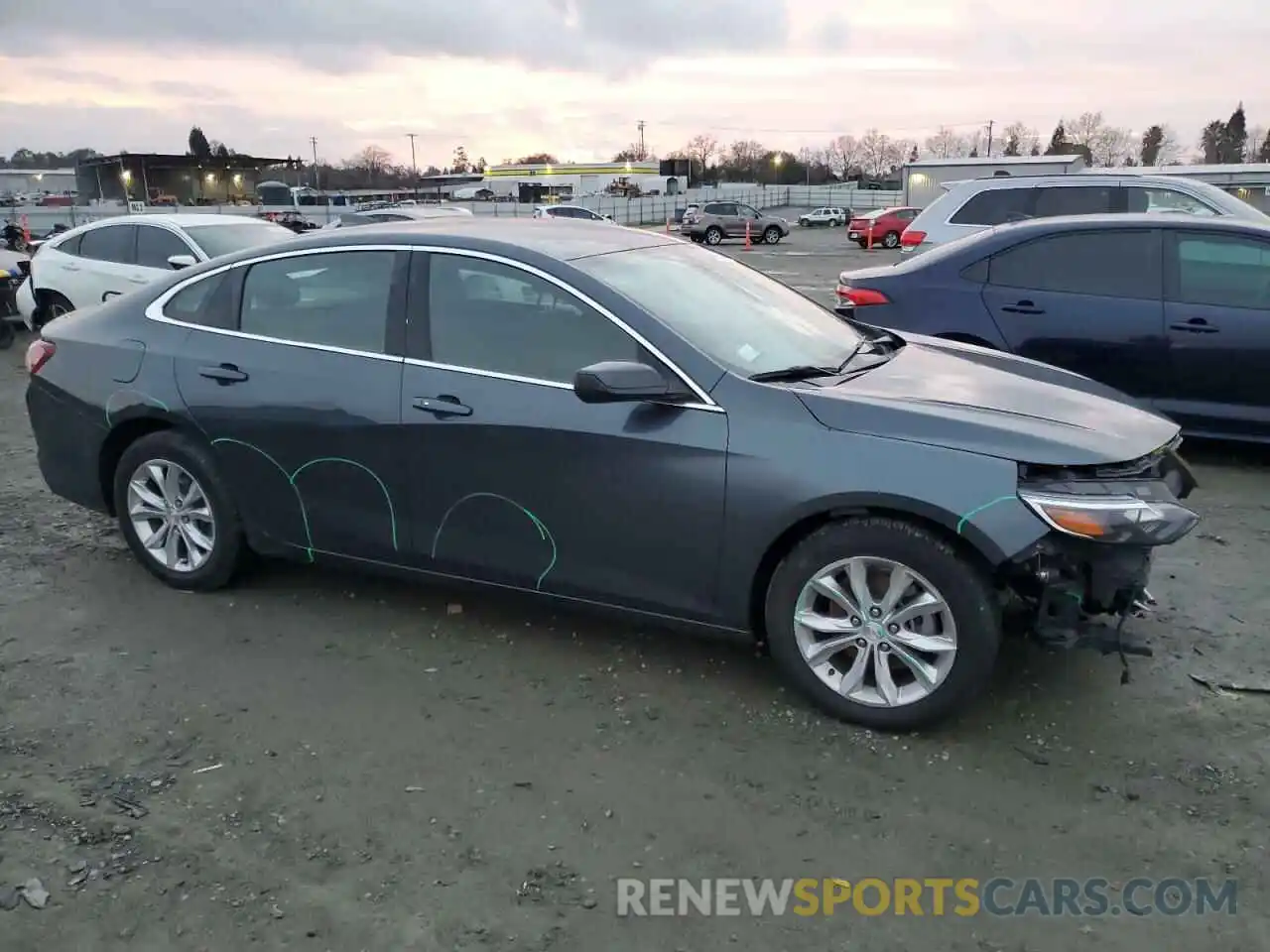 4 Photograph of a damaged car 1G1ZD5ST9LF039535 CHEVROLET MALIBU 2020