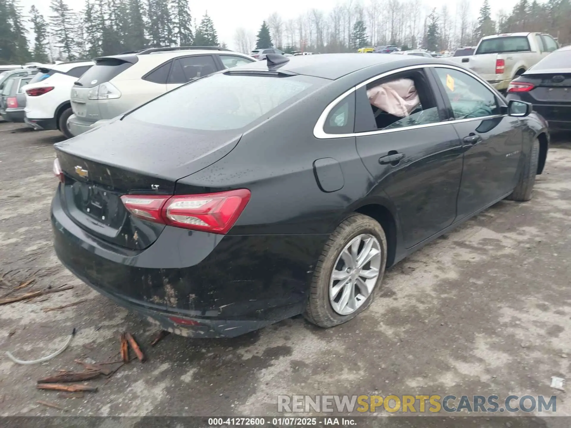 4 Photograph of a damaged car 1G1ZD5ST9LF054231 CHEVROLET MALIBU 2020