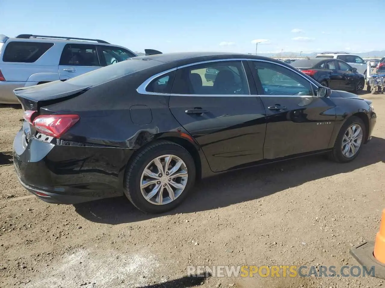 3 Photograph of a damaged car 1G1ZD5ST9LF061048 CHEVROLET MALIBU 2020