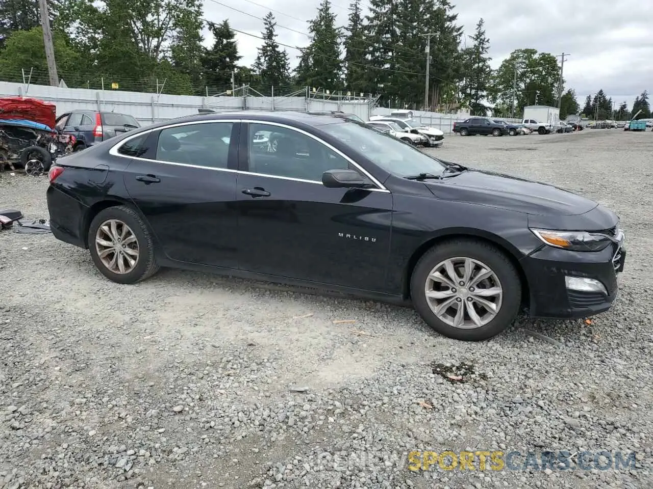 4 Photograph of a damaged car 1G1ZD5ST9LF067738 CHEVROLET MALIBU 2020