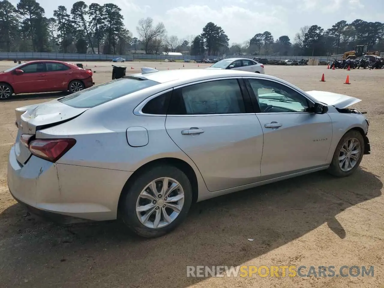 3 Photograph of a damaged car 1G1ZD5ST9LF070011 CHEVROLET MALIBU 2020