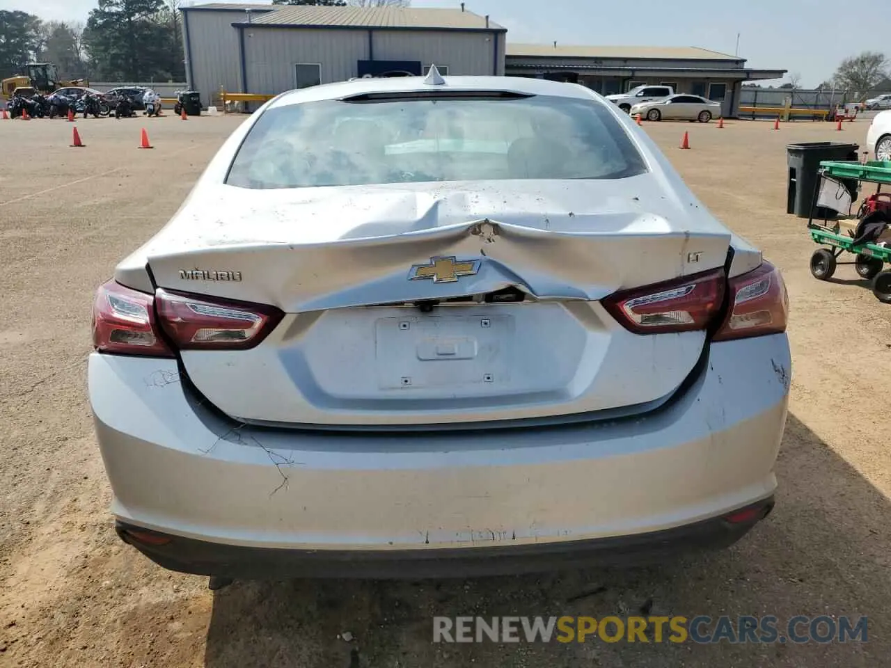 6 Photograph of a damaged car 1G1ZD5ST9LF070011 CHEVROLET MALIBU 2020