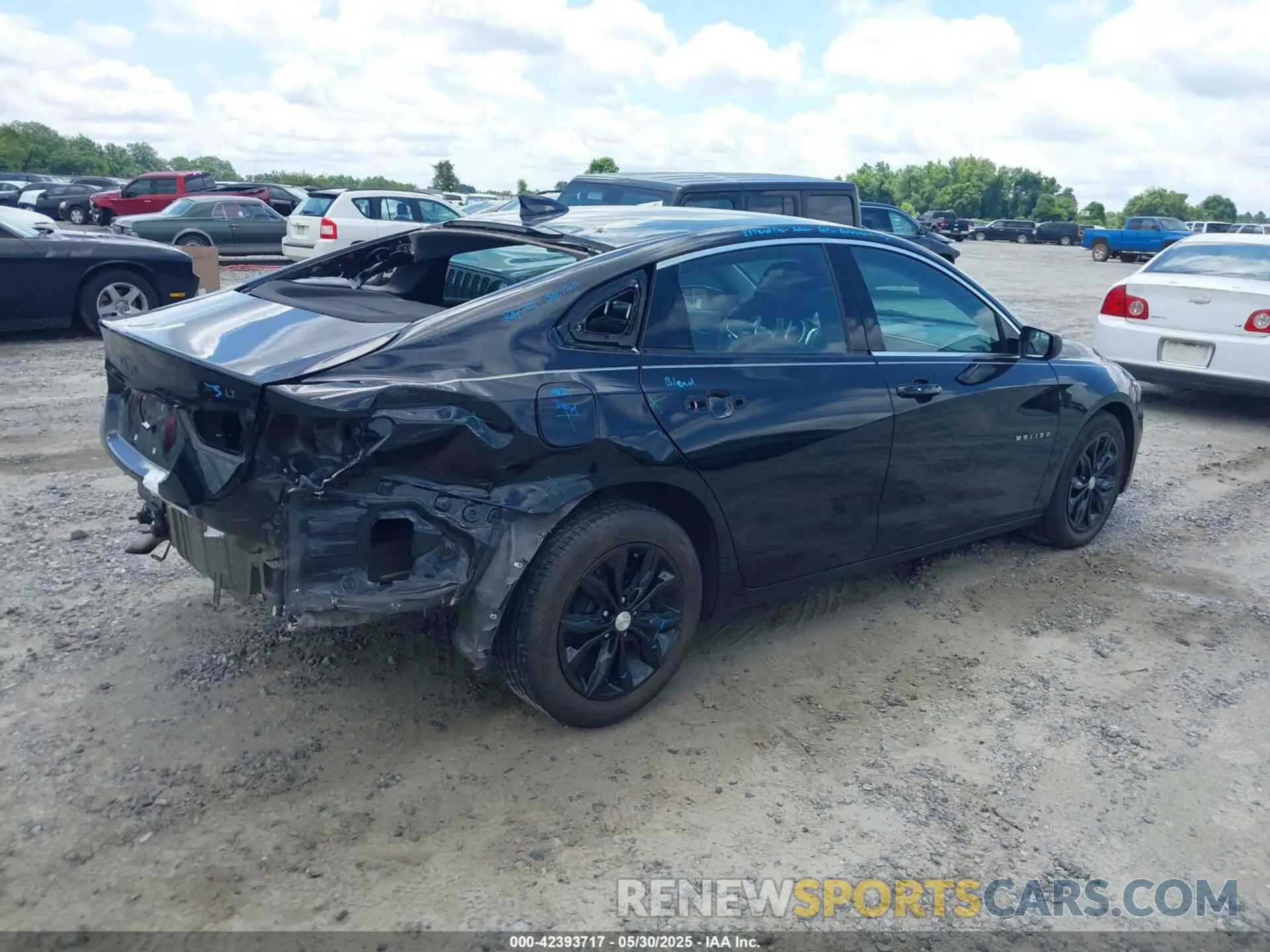 4 Photograph of a damaged car 1G1ZD5ST9LF092302 CHEVROLET MALIBU 2020