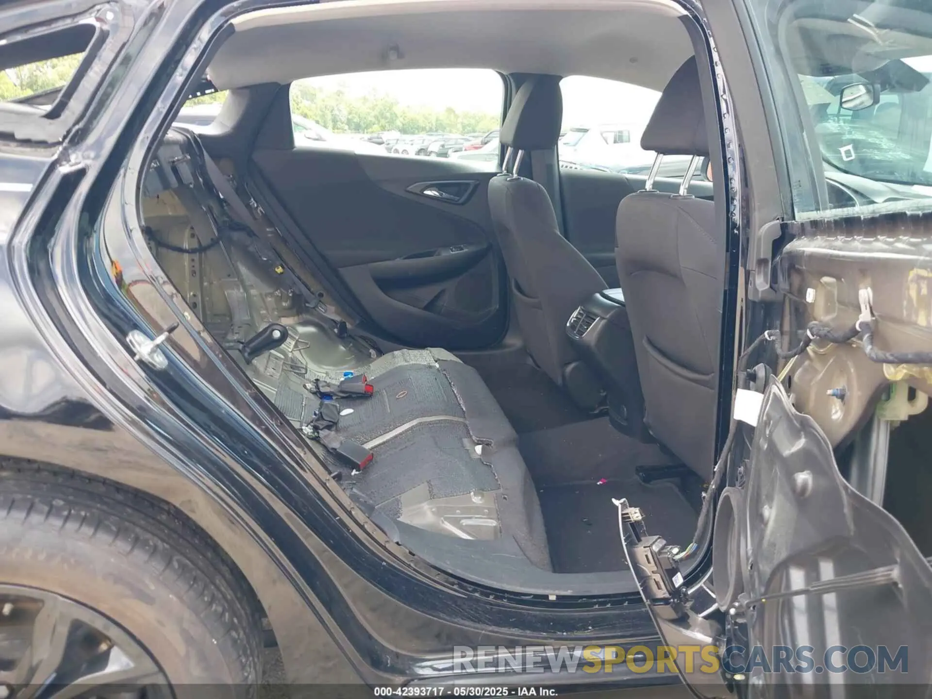 8 Photograph of a damaged car 1G1ZD5ST9LF092302 CHEVROLET MALIBU 2020