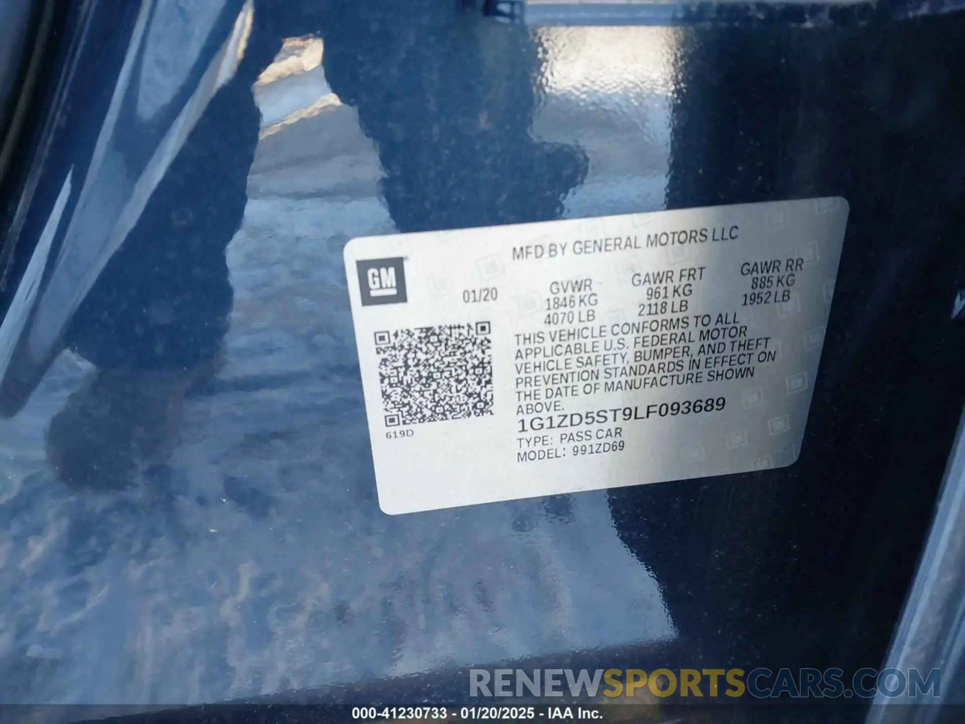 9 Photograph of a damaged car 1G1ZD5ST9LF093689 CHEVROLET MALIBU 2020