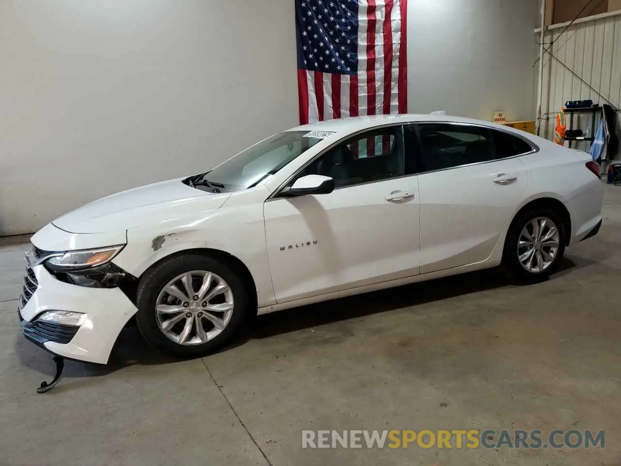 1 Photograph of a damaged car 1G1ZD5ST9LF097306 CHEVROLET MALIBU 2020
