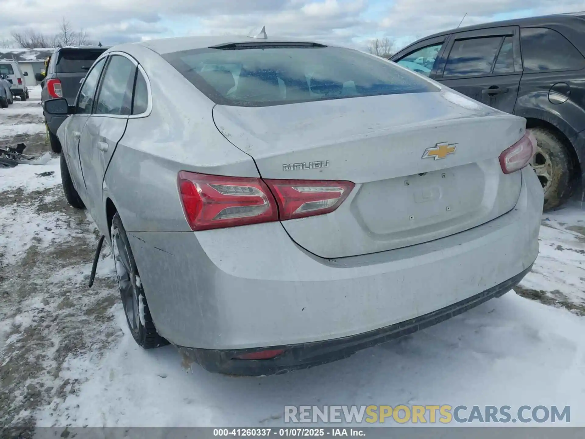 3 Photograph of a damaged car 1G1ZD5ST9LF103881 CHEVROLET MALIBU 2020