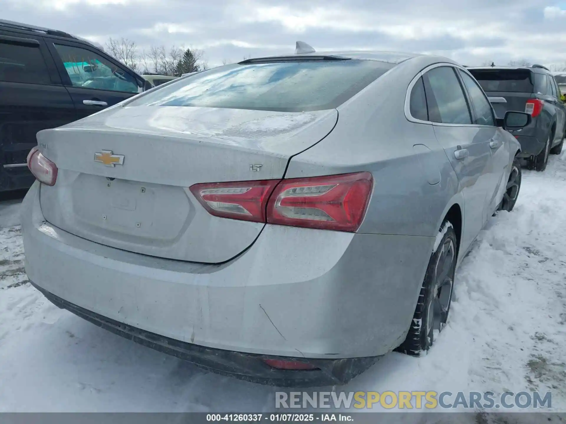 4 Photograph of a damaged car 1G1ZD5ST9LF103881 CHEVROLET MALIBU 2020