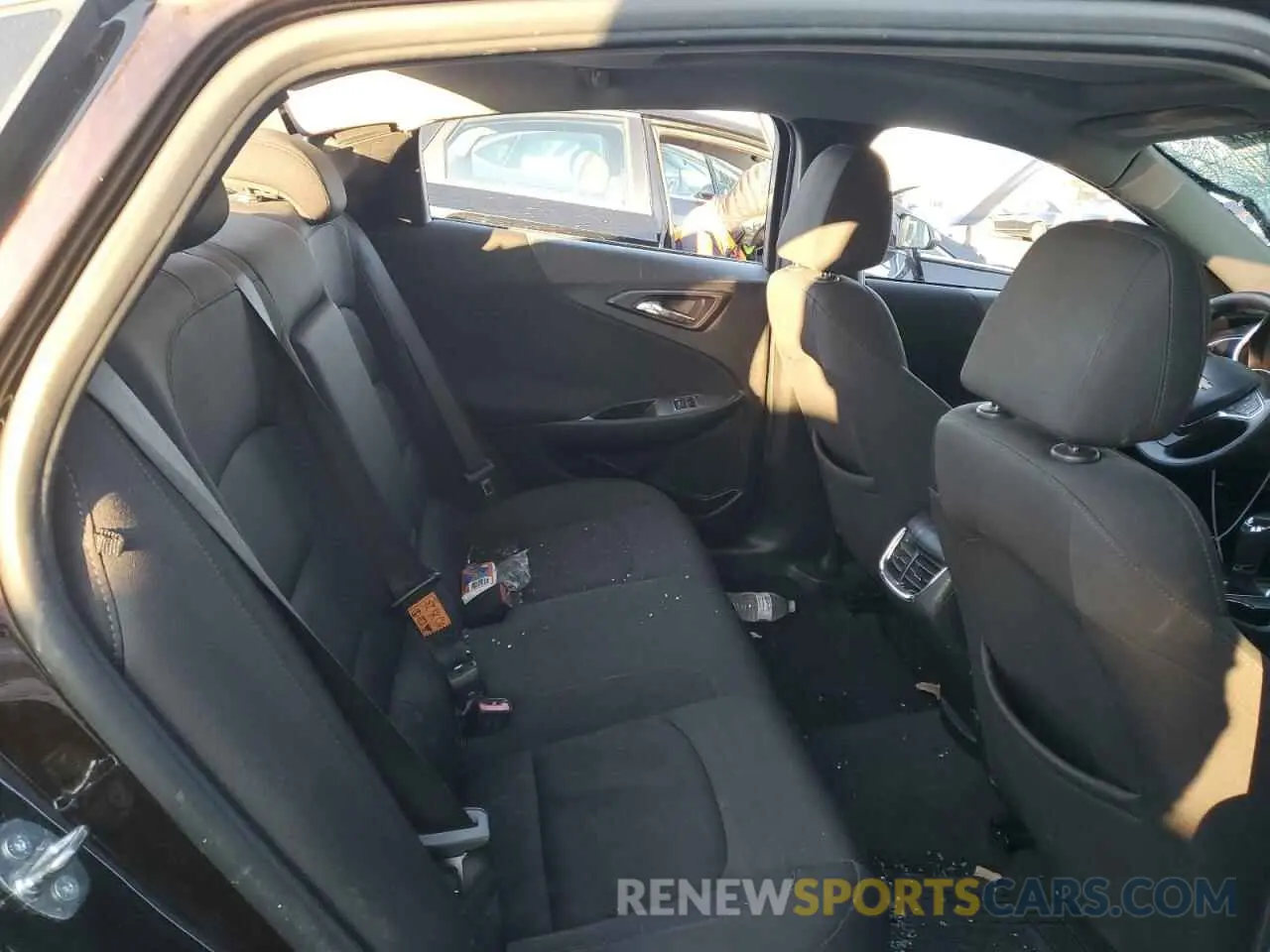 10 Photograph of a damaged car 1G1ZD5ST9LF116890 CHEVROLET MALIBU 2020