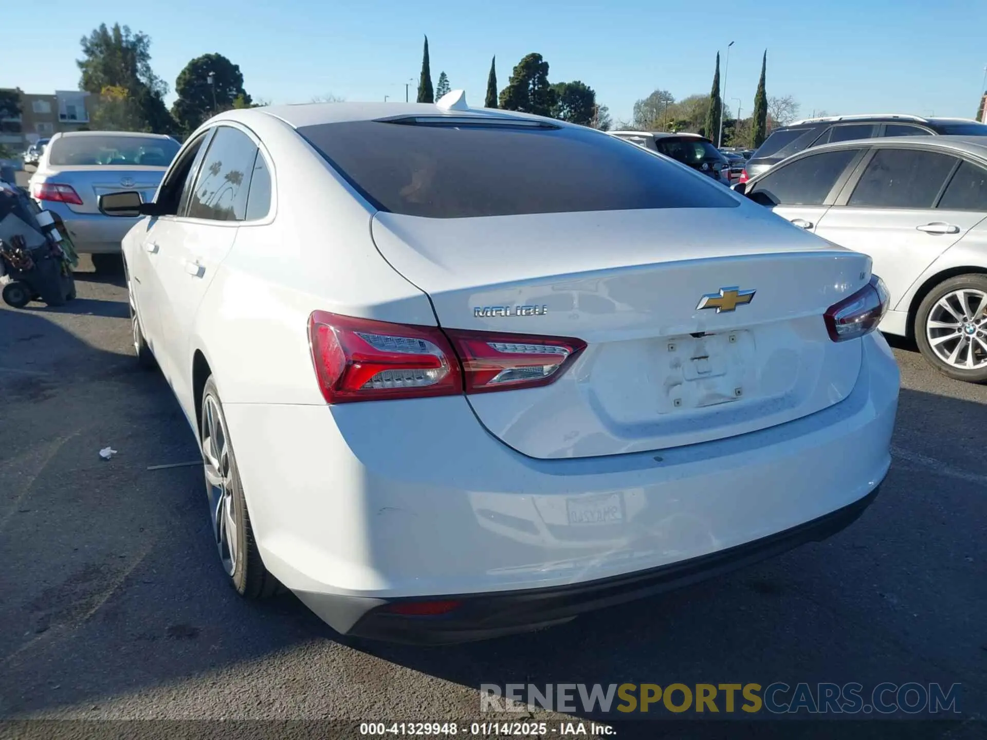 3 Photograph of a damaged car 1G1ZD5ST9LF123970 CHEVROLET MALIBU 2020