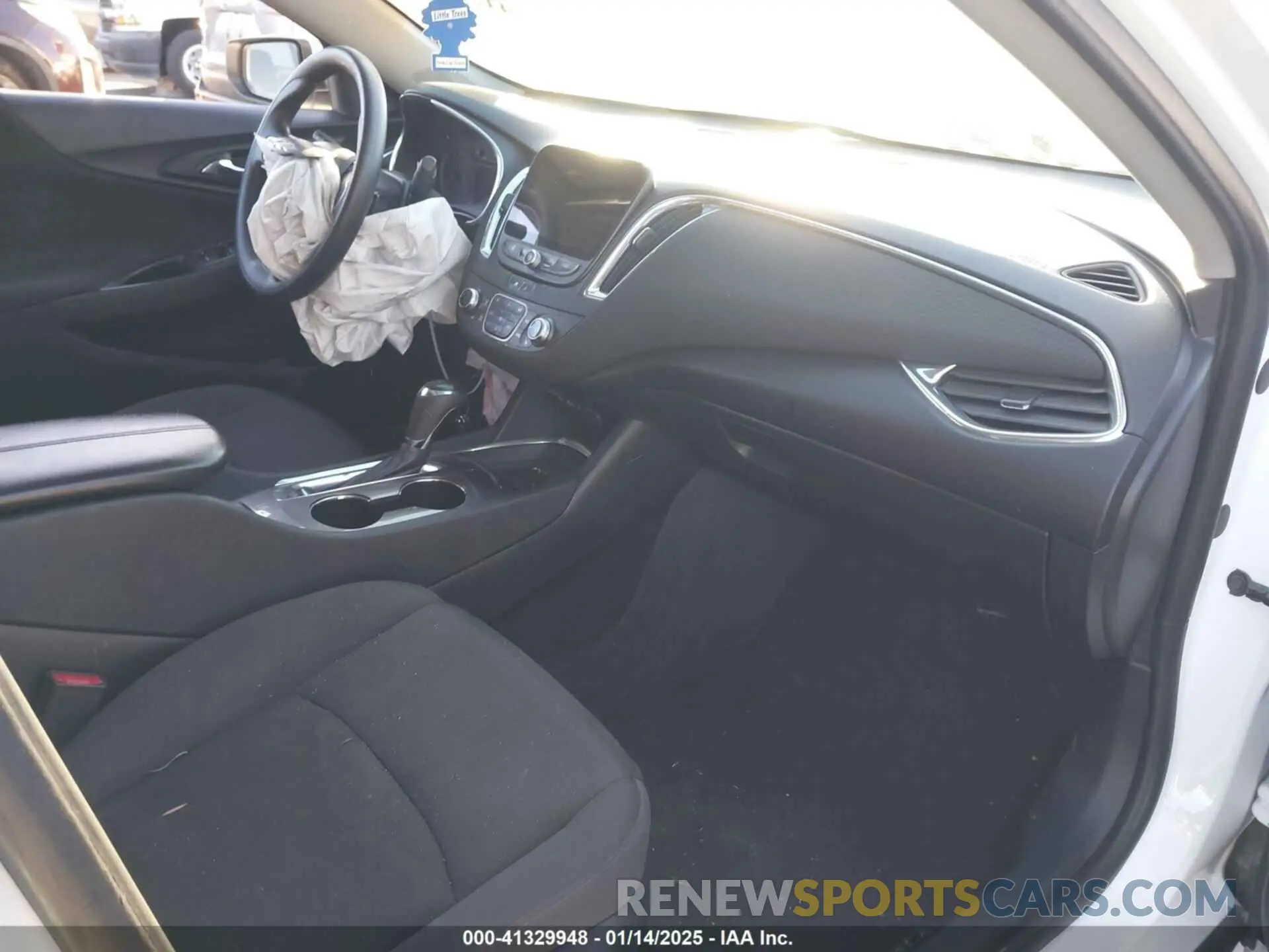 5 Photograph of a damaged car 1G1ZD5ST9LF123970 CHEVROLET MALIBU 2020