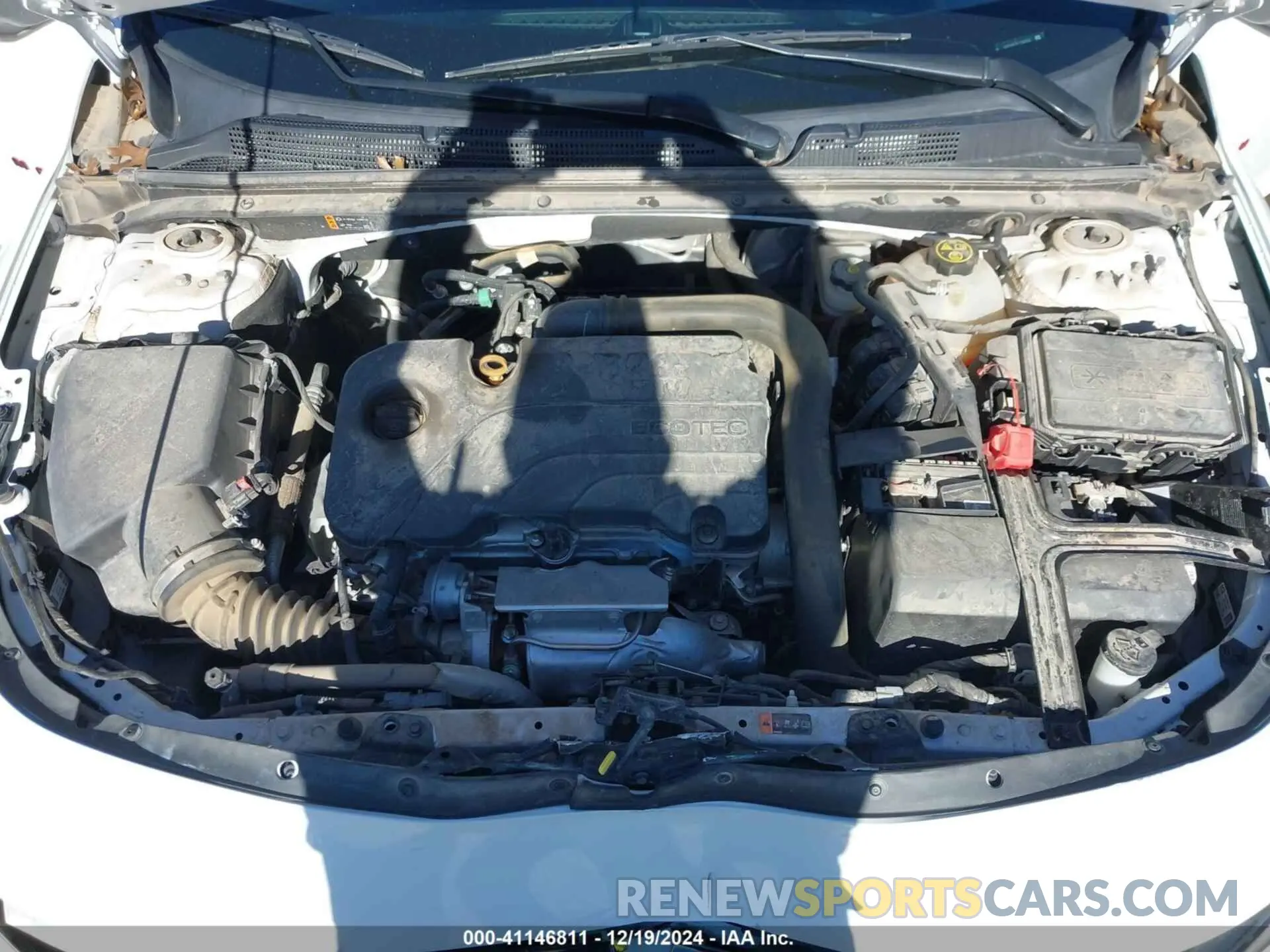 10 Photograph of a damaged car 1G1ZD5ST9LF133978 CHEVROLET MALIBU 2020