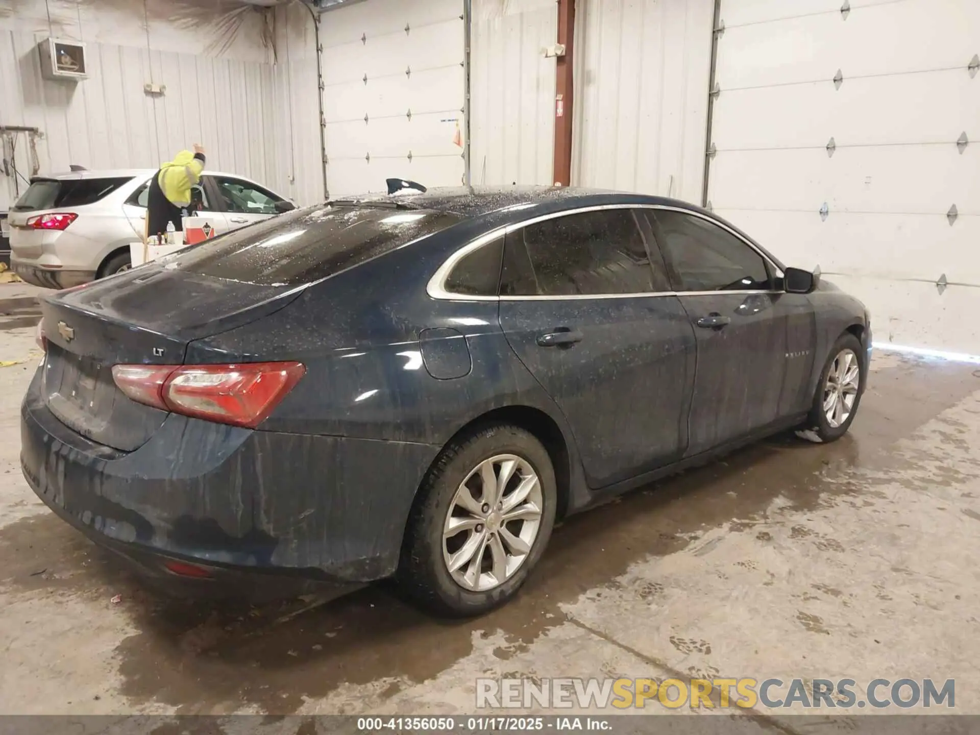 4 Photograph of a damaged car 1G1ZD5STXLF000128 CHEVROLET MALIBU 2020