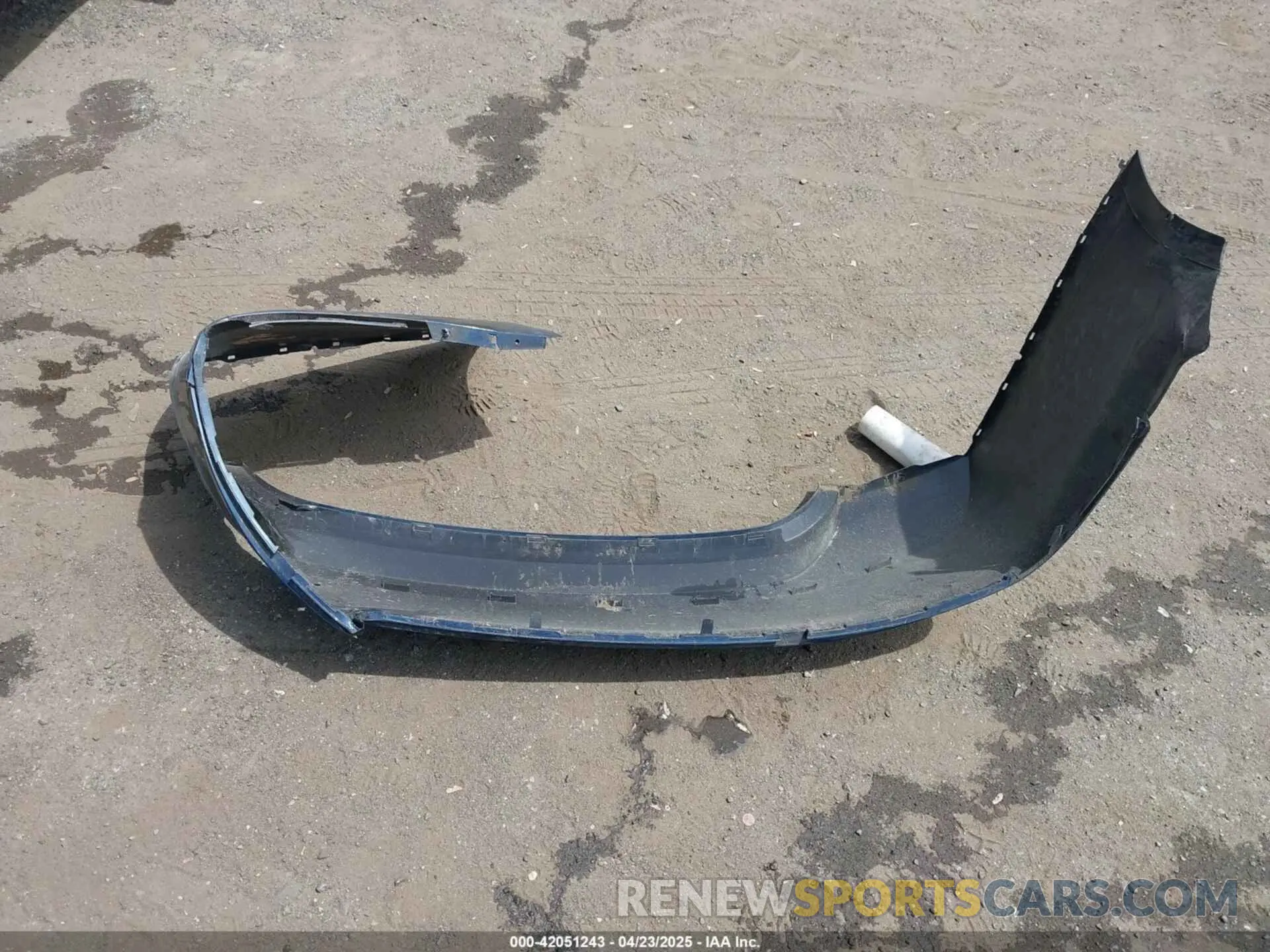 11 Photograph of a damaged car 1G1ZD5STXLF000498 CHEVROLET MALIBU 2020