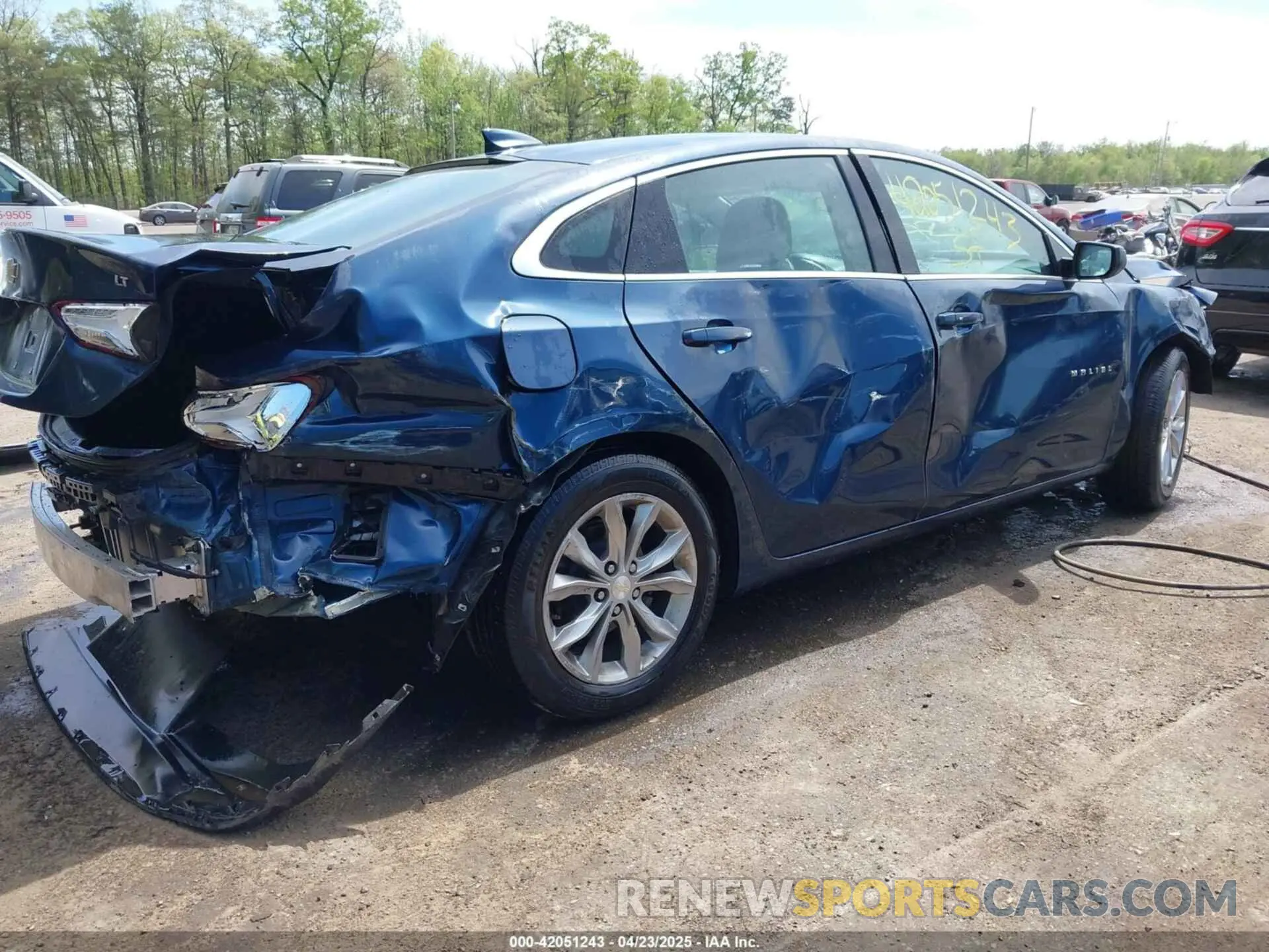 4 Photograph of a damaged car 1G1ZD5STXLF000498 CHEVROLET MALIBU 2020