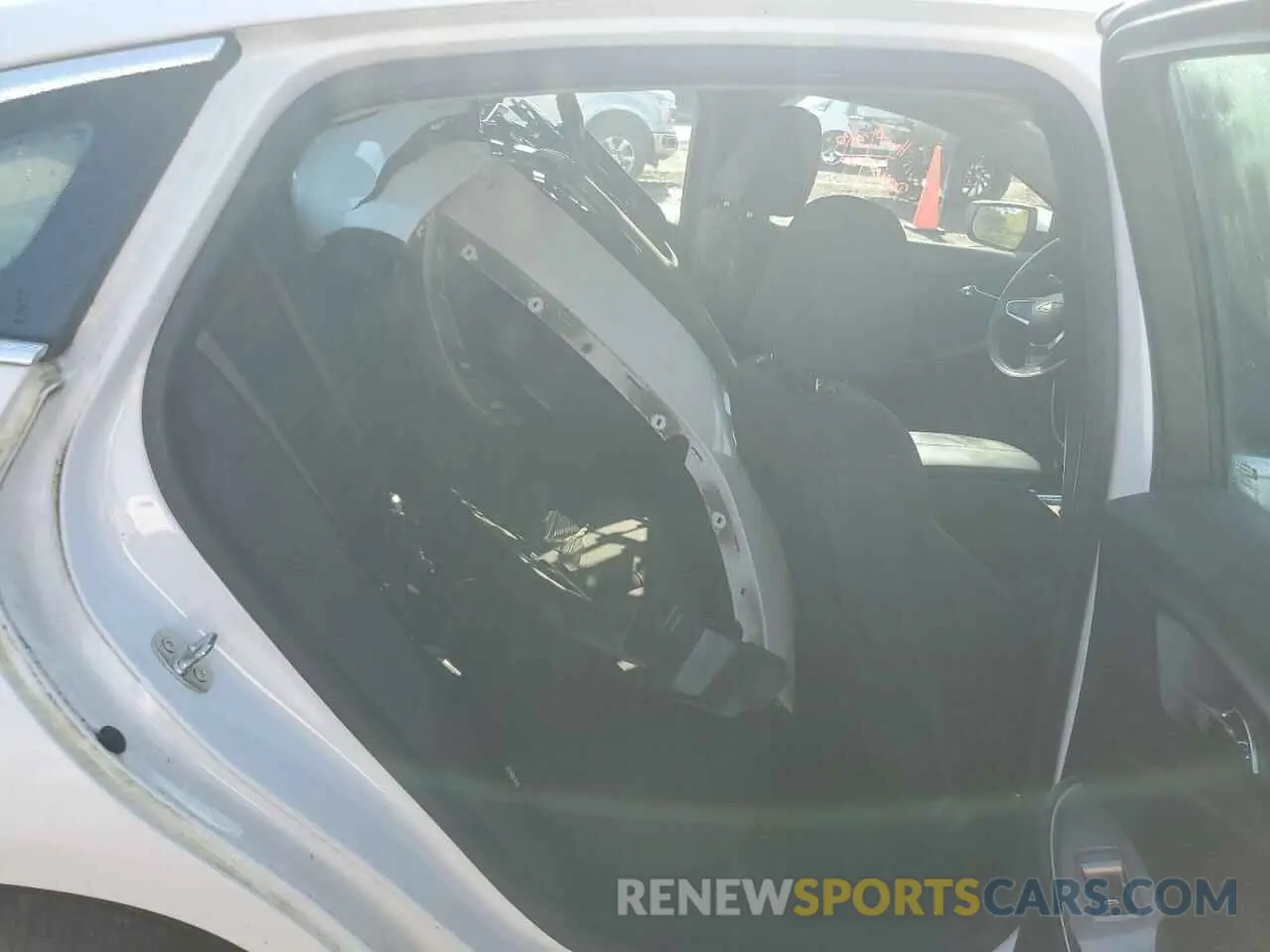 12 Photograph of a damaged car 1G1ZD5STXLF004082 CHEVROLET MALIBU 2020