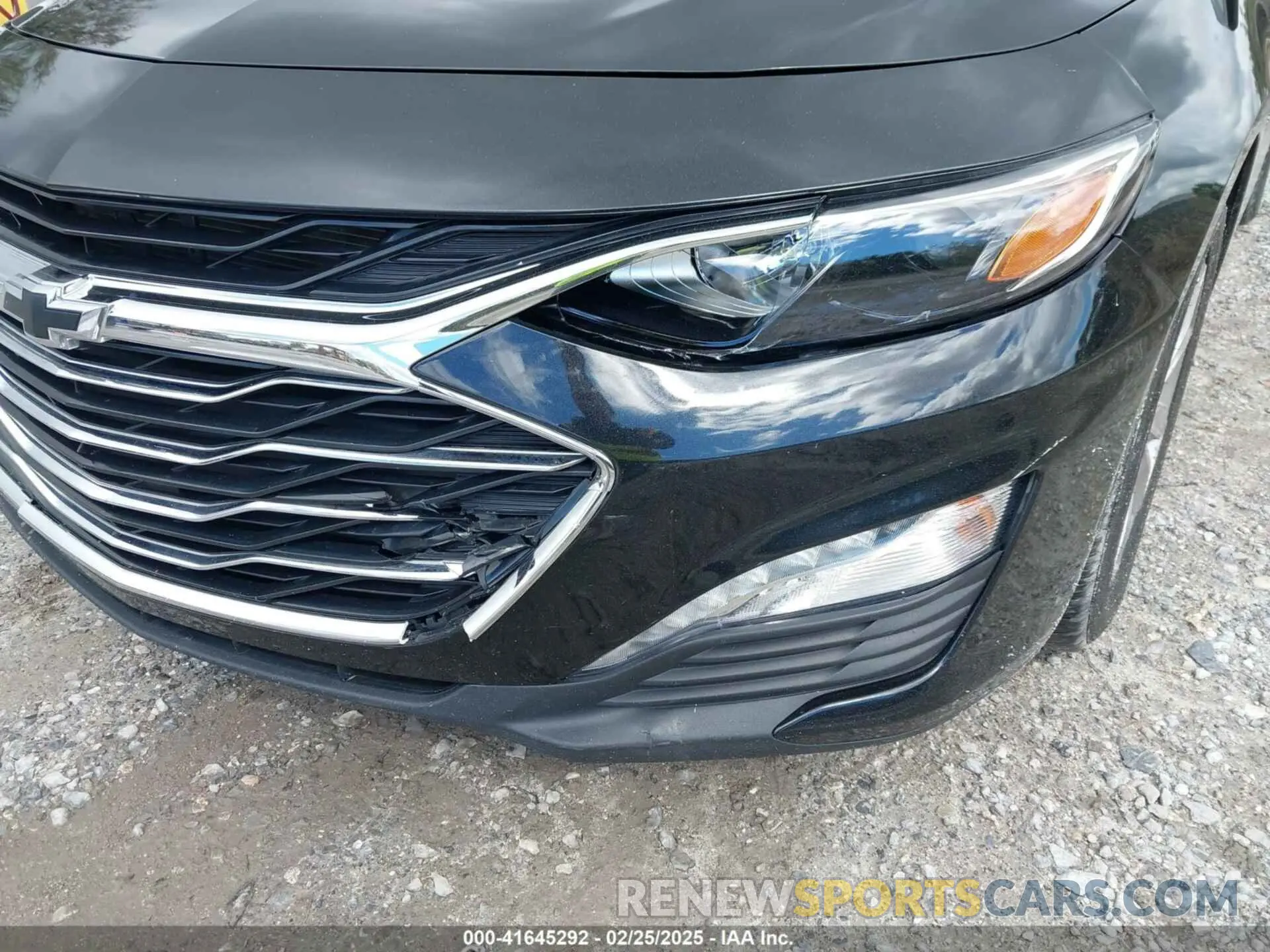 6 Photograph of a damaged car 1G1ZD5STXLF031363 CHEVROLET MALIBU 2020
