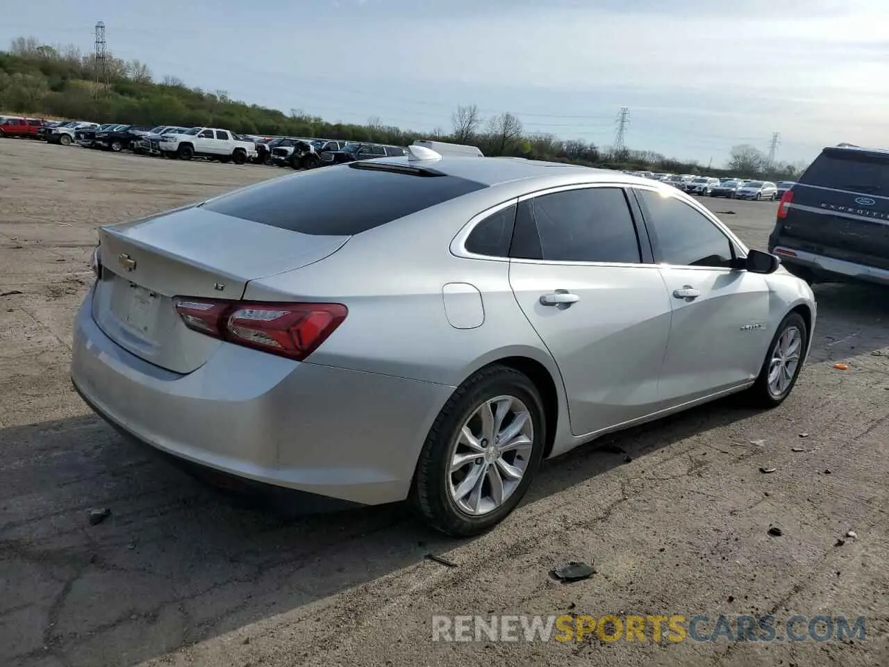 3 Photograph of a damaged car 1G1ZD5STXLF035283 CHEVROLET MALIBU 2020