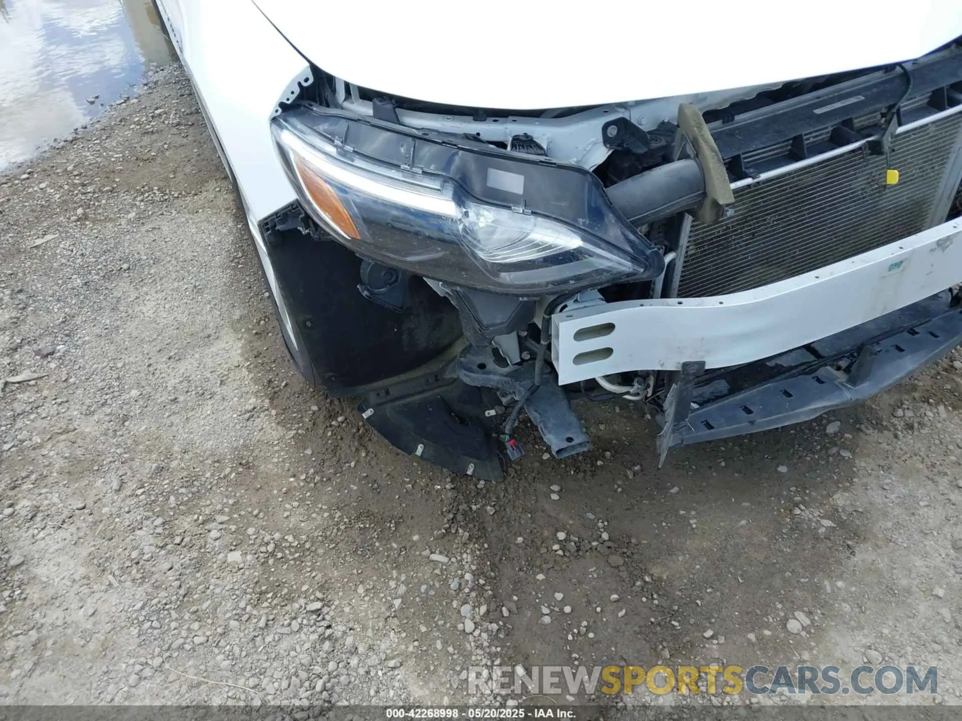 19 Photograph of a damaged car 1G1ZD5STXLF037941 CHEVROLET MALIBU 2020